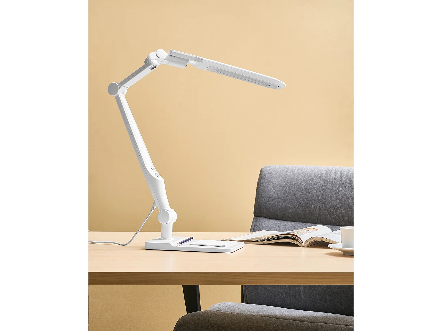 Lampe de bureau LED PEGASI Avec variateur Blanc