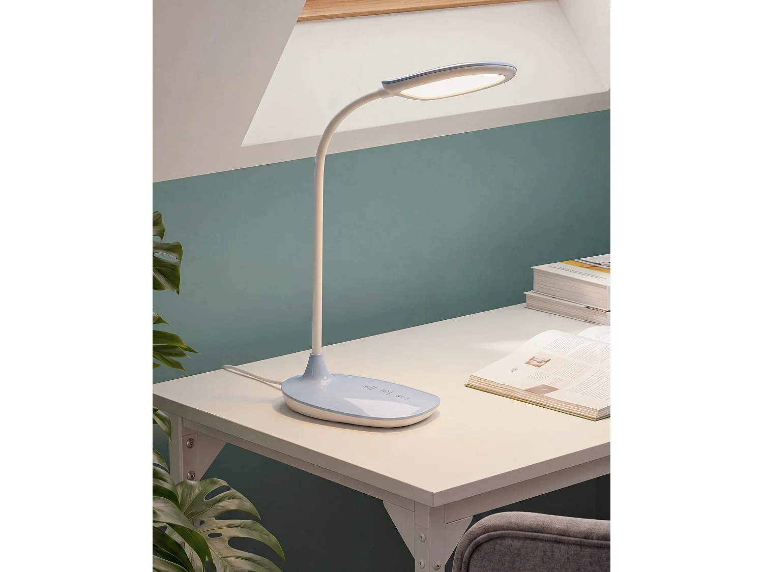 LED Desk Lamp HYDRA with Dimmer Light Blue