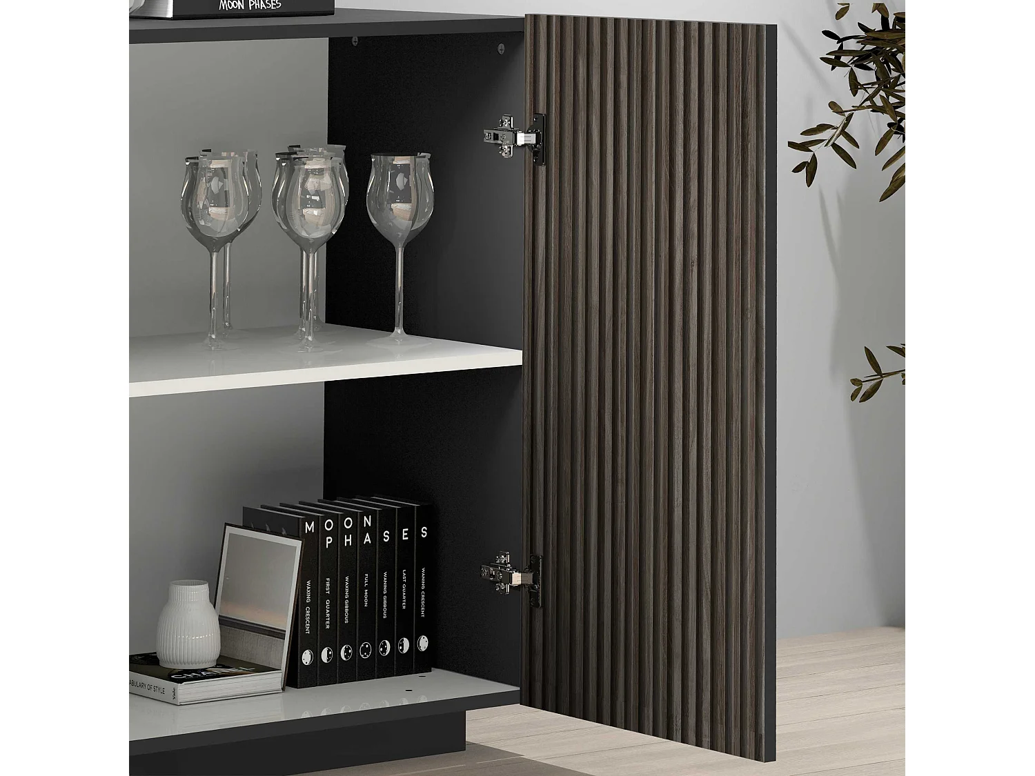 Buffet Coste à 4 portes effet cannelé couleur anthracite mat et bois foncé 200x43x86 cm