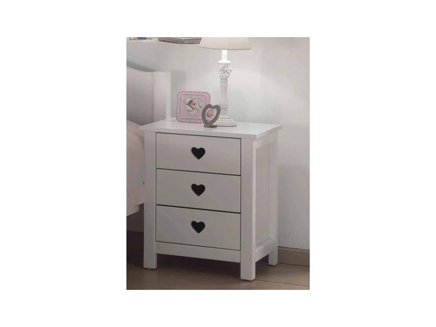 Coeur wit gelakt houten nachtkastje met 3 lades
