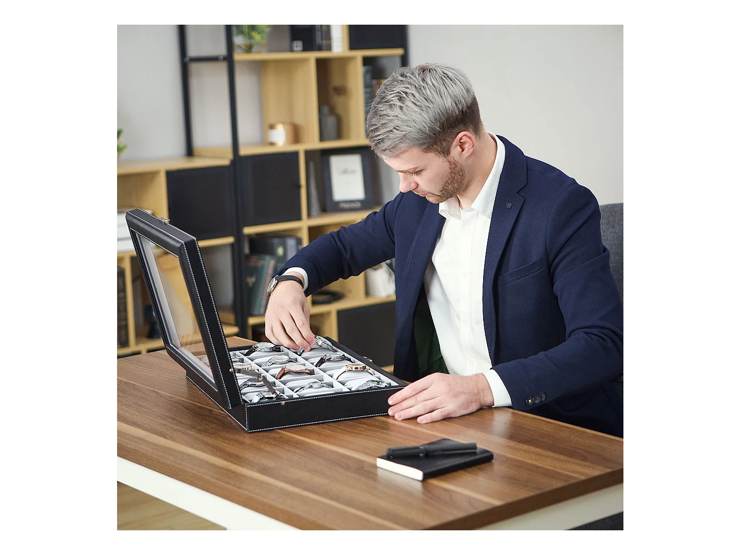 Uhrenbox für 24 Uhren Jhānsi