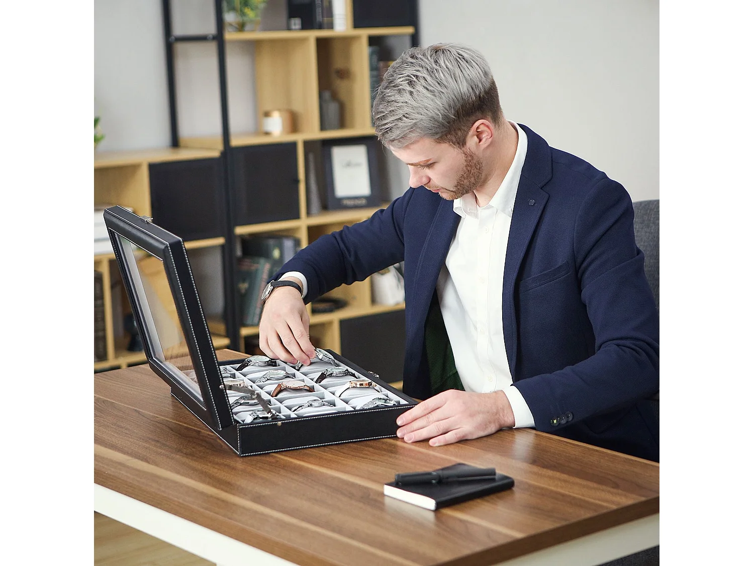 Uhrenbox für 24 Uhren Jhānsi