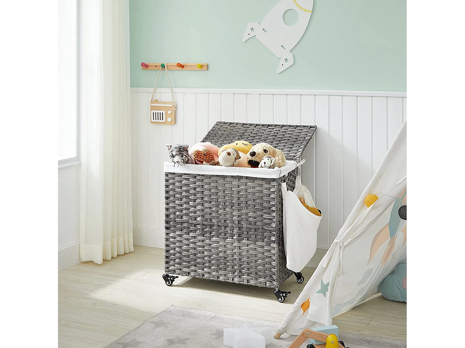 Wäschekorb mit Rollen Bangui