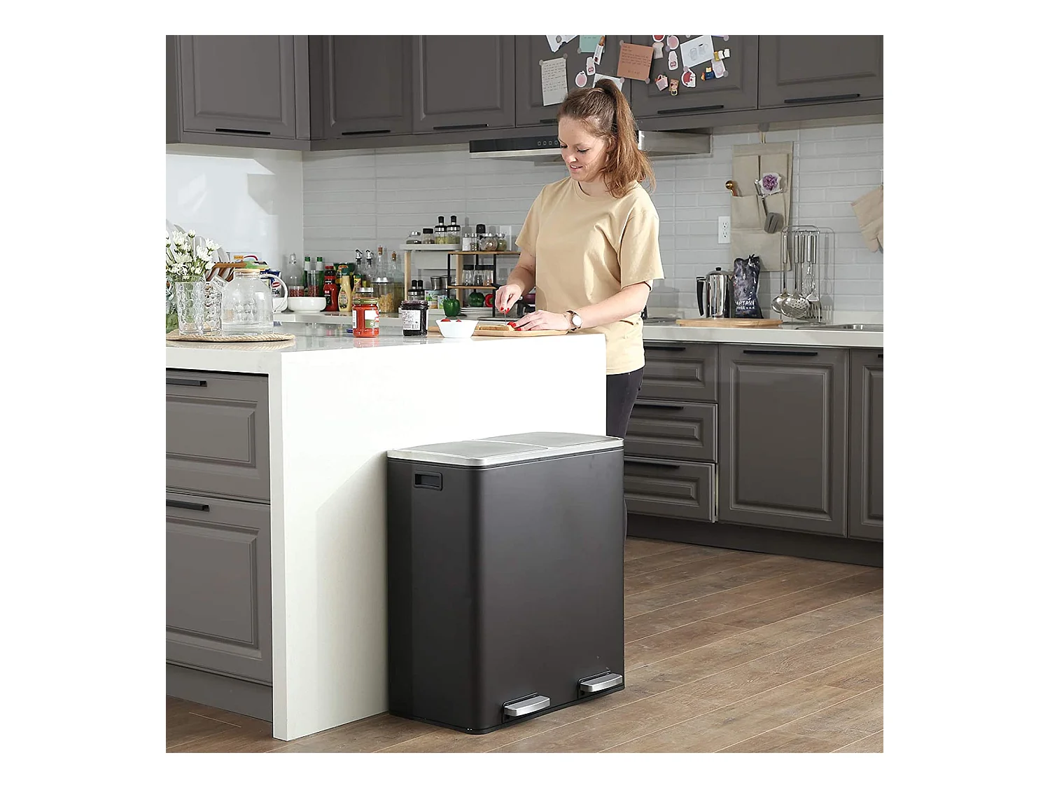 Mülleimer Treteimer Saratov