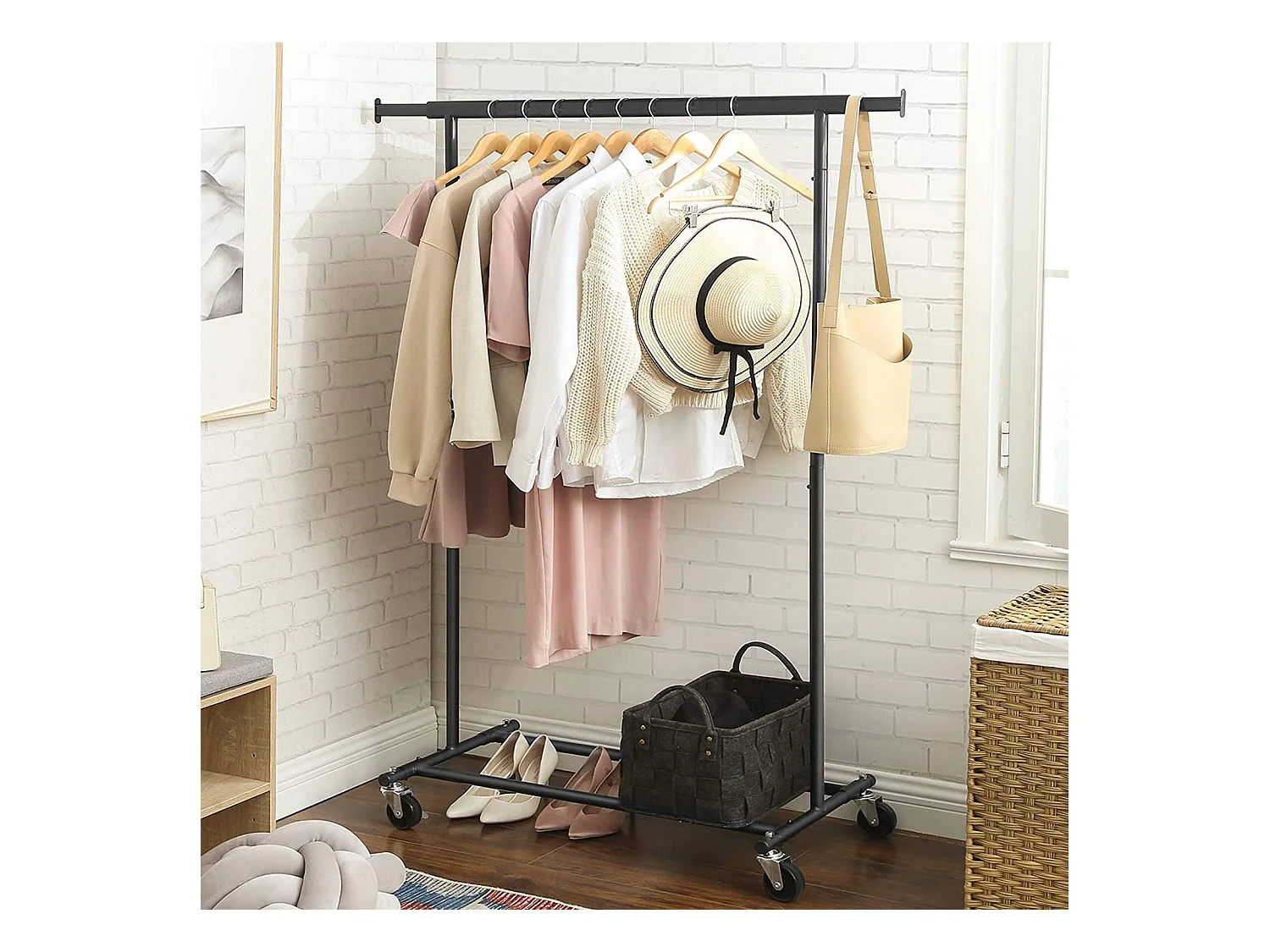 Kleiderständer Paramaribo