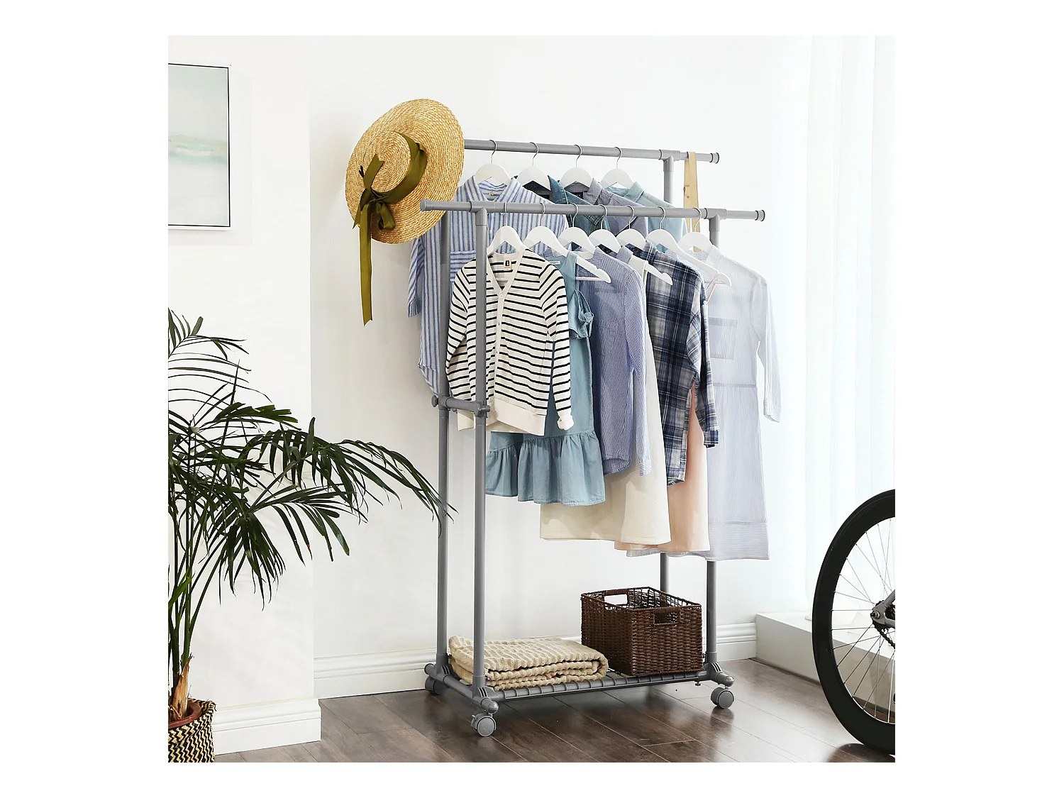 Kleiderständer Tshikapa