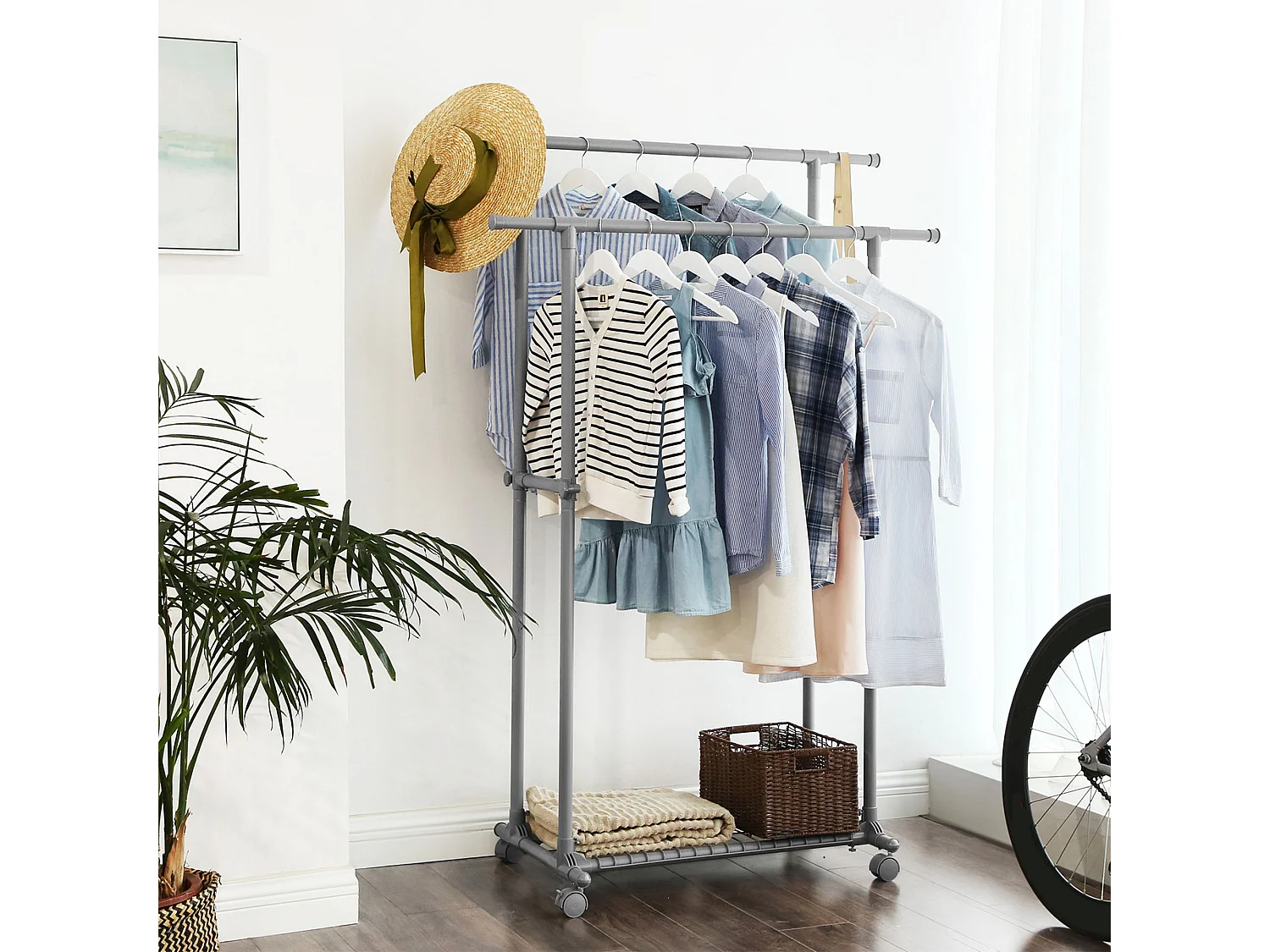 Kleiderständer Tshikapa