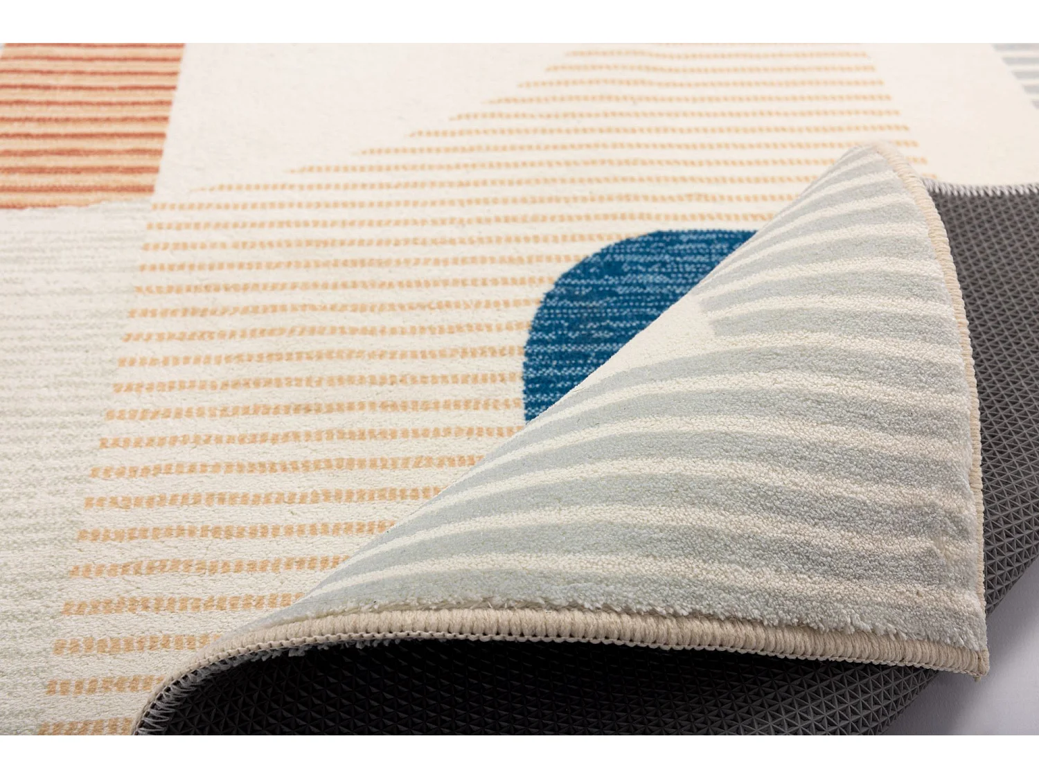 Tapis de bain imprimé à poils doux 70x120 cm gris multi Ariella