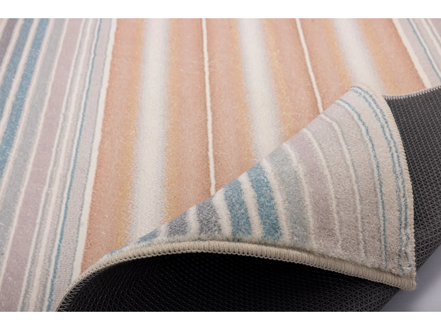 Tapis de bain imprimé à poils doux 70x120 cm multi pastel Ariella
