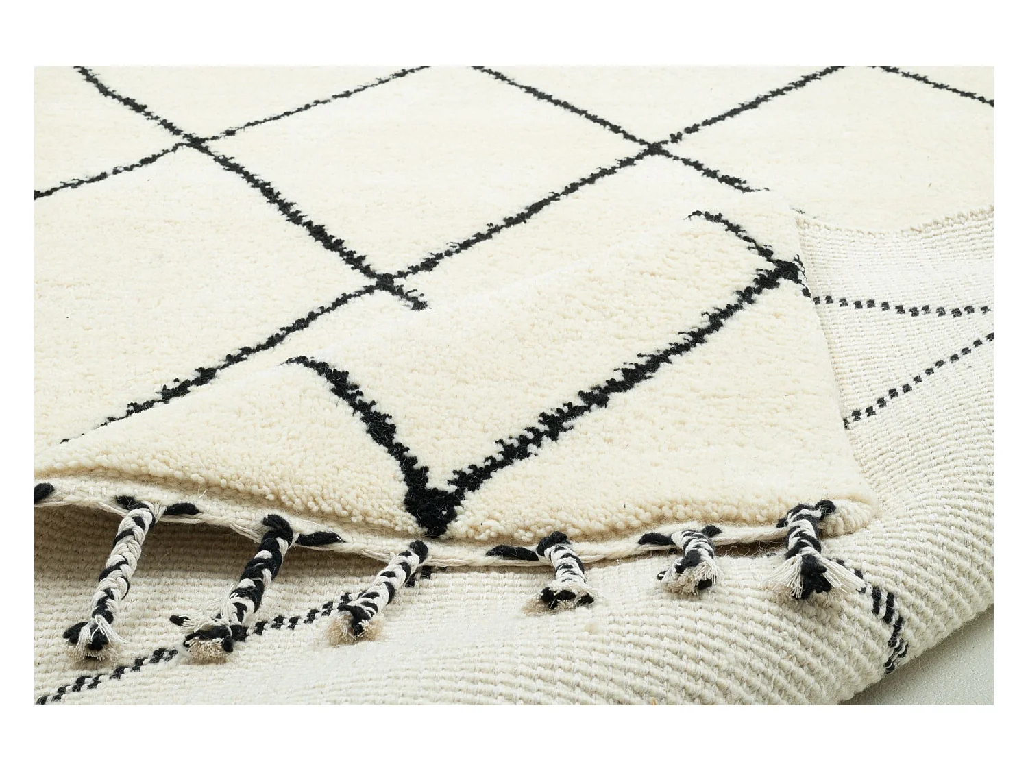 Tapis berbère Marmoucha noué à la main  70x140 cm noir et blanc Marmoucha