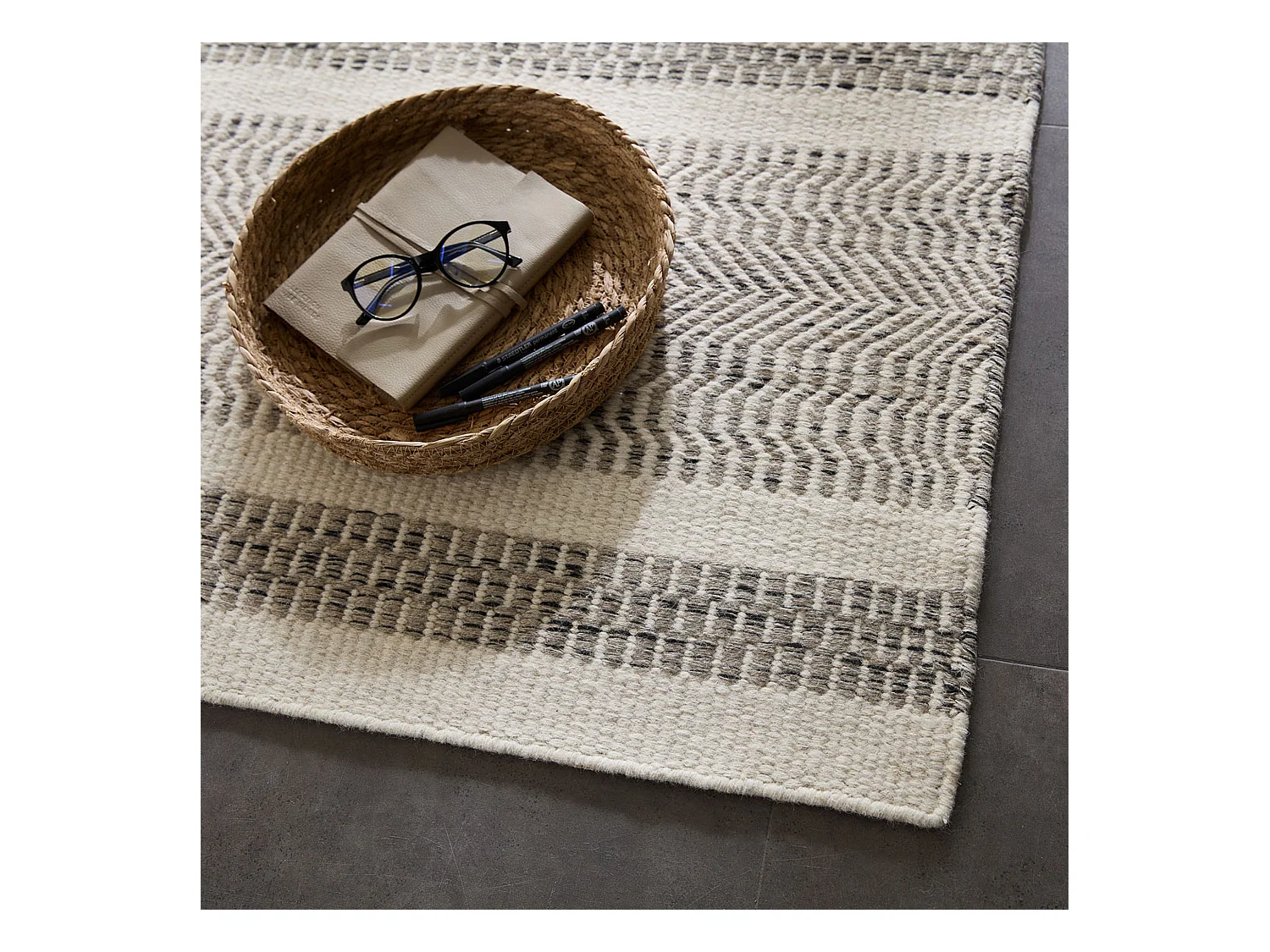 Tapis en laine de style scandinave 65x130 cm natural gris Trondheim