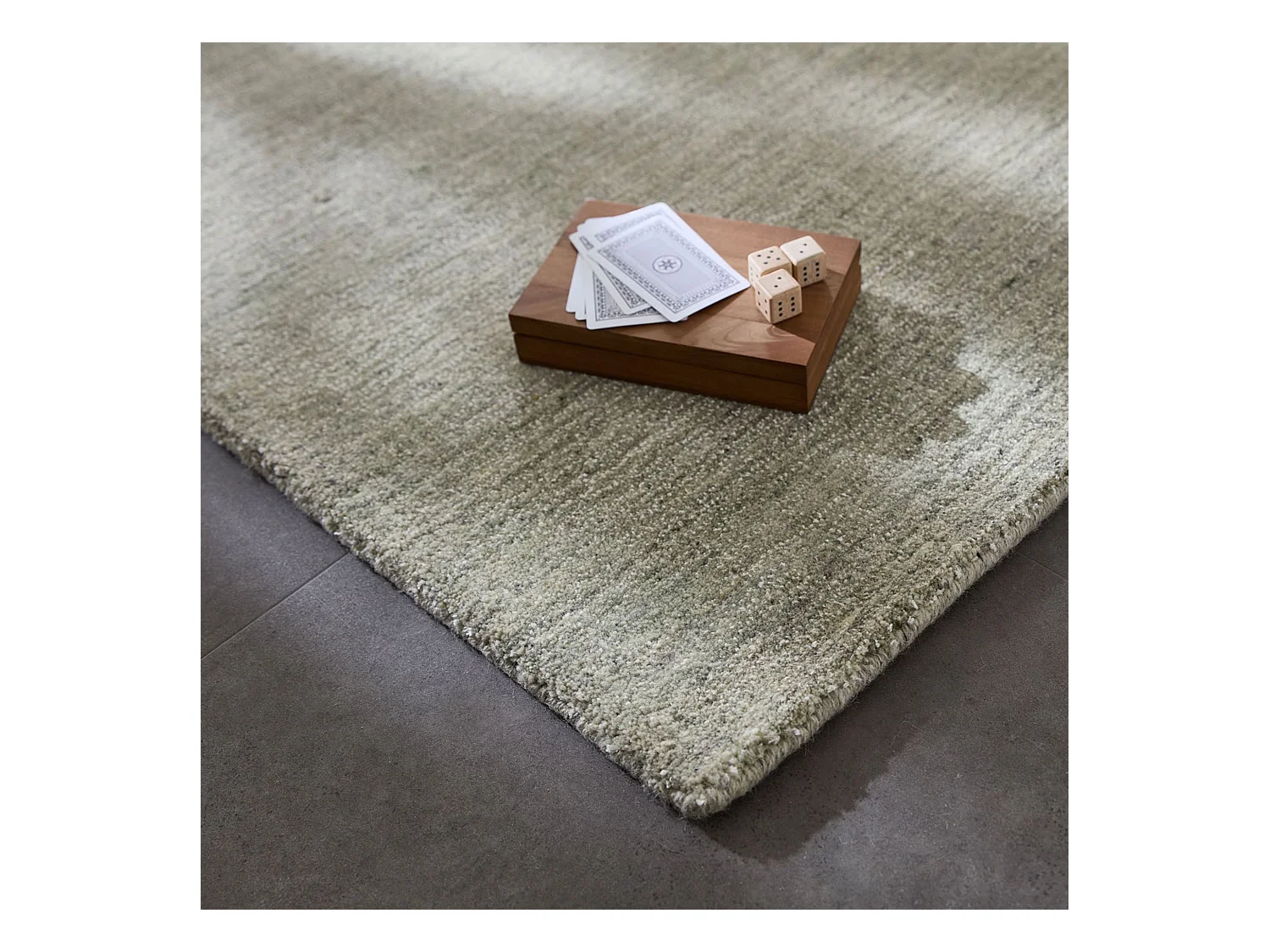 Tapis tissé à la main en laine et viscose 60x90 cm vert Sandiego