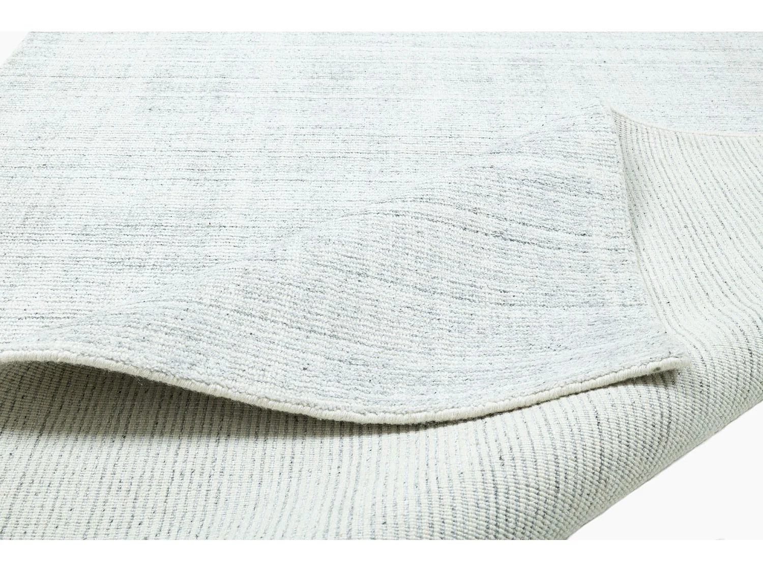 Tapis Hygge en viscose et laine  40x60 cm argent Boston