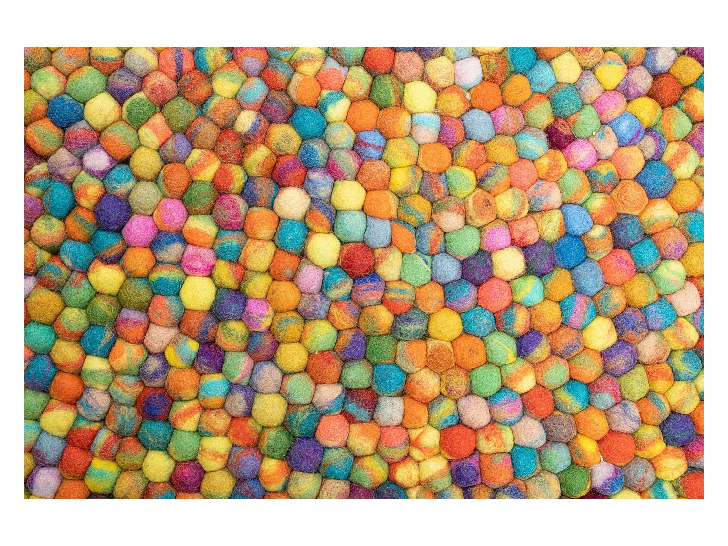 Tapis en boules de feutre fait main 190x190 cm multicolor Felty 2.2