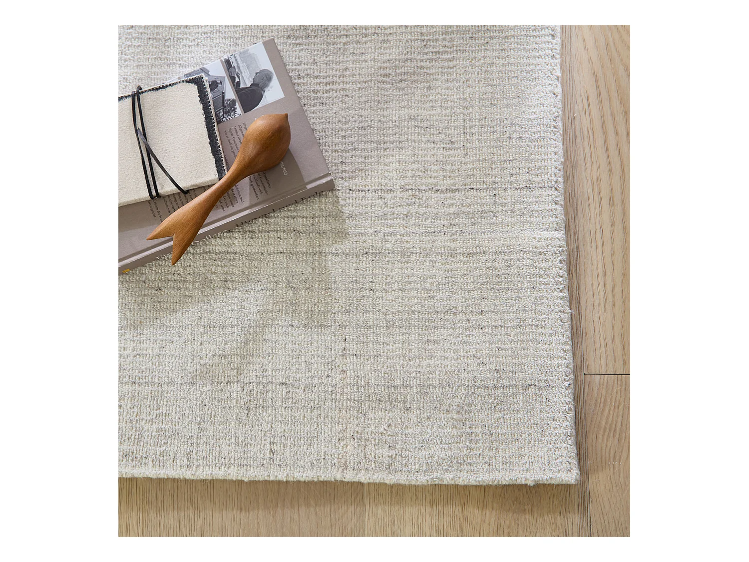 Tapis Hygge en viscose et laine  140x200 cm beige Boston