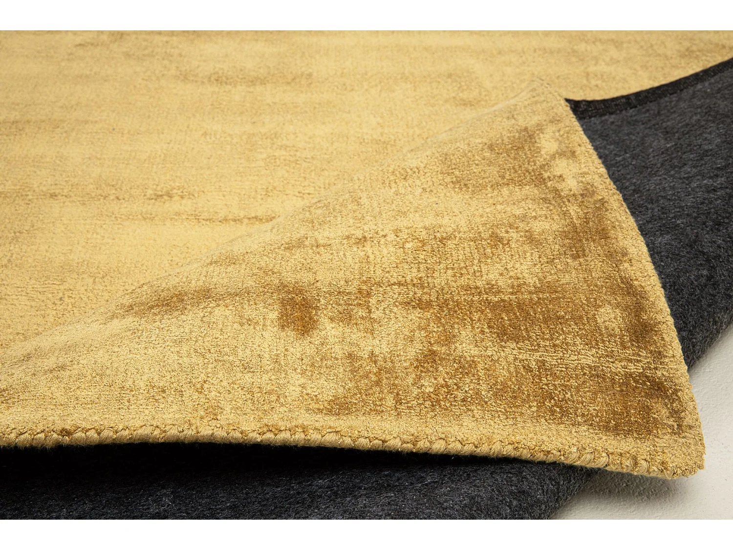 Tapis en viscose tissé à la main 160x230 cm camel Shine