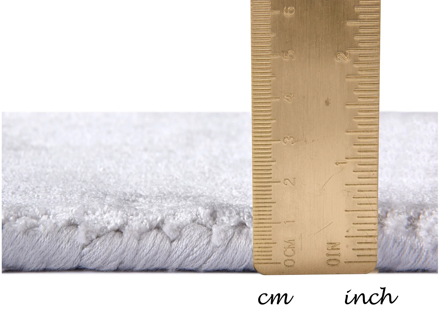 Tapis en viscose tissé à la main 65x135 cm argent Shine