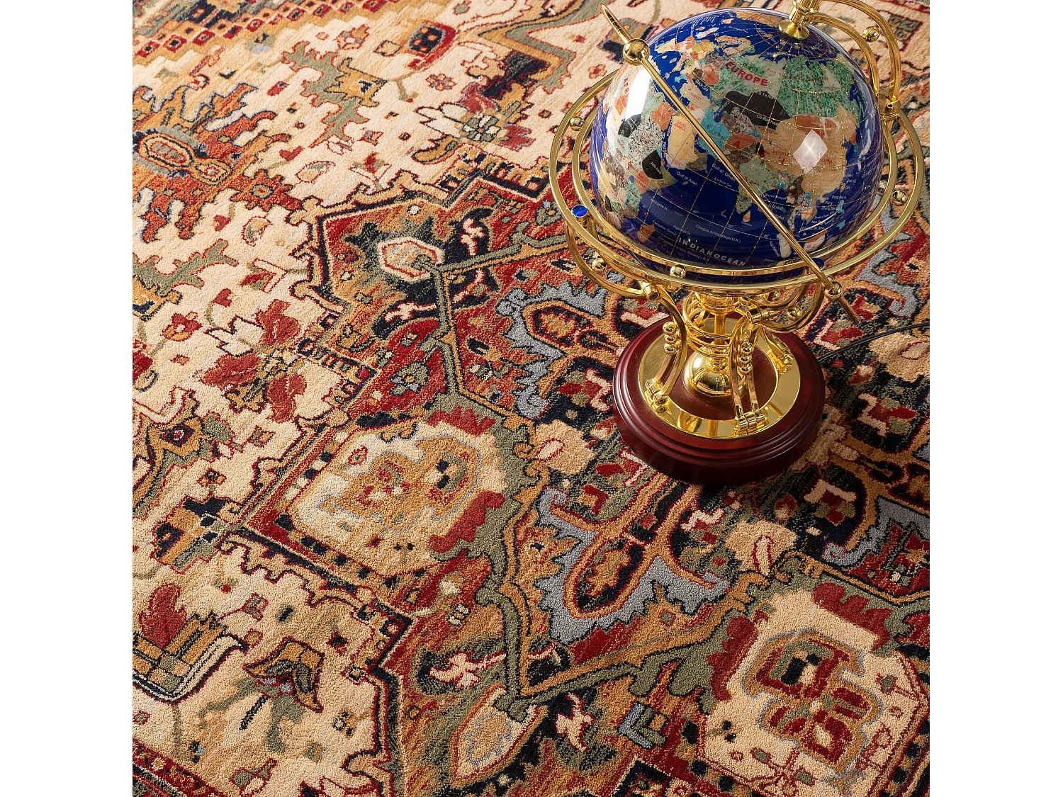 Gewebter Orienteppich aus Wolle 160x230 cm Beige Saharna