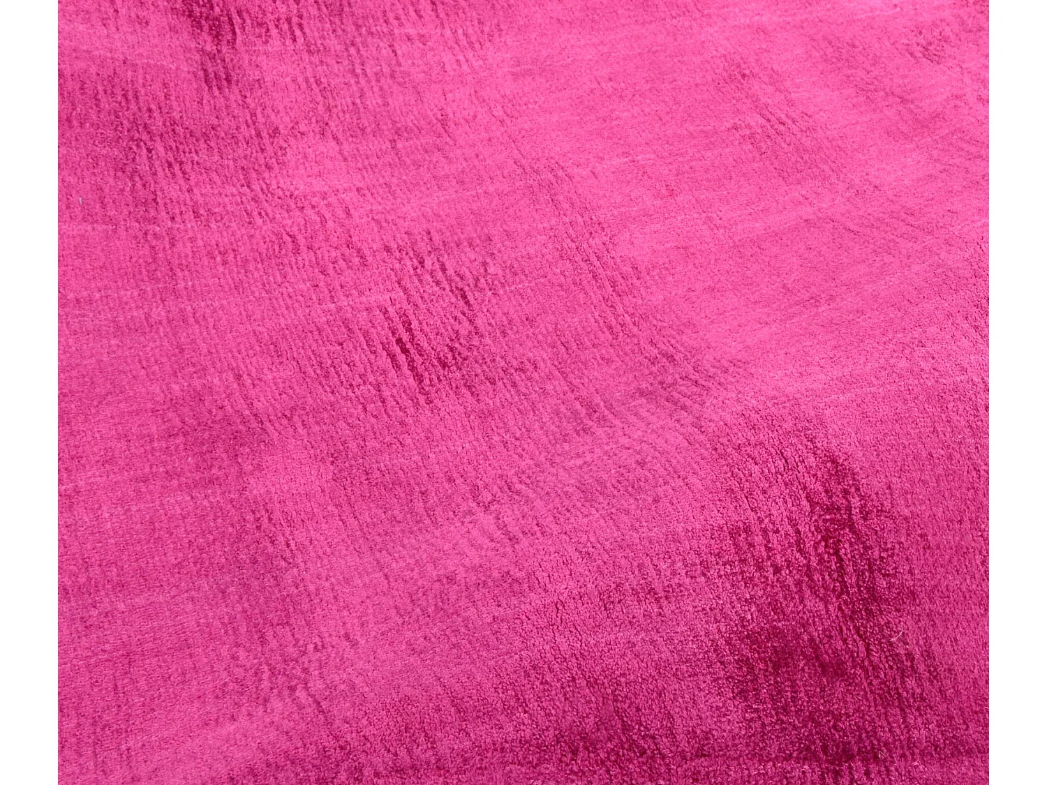 Handgeweven viscose tapijt 65x135 cm bes Shine
