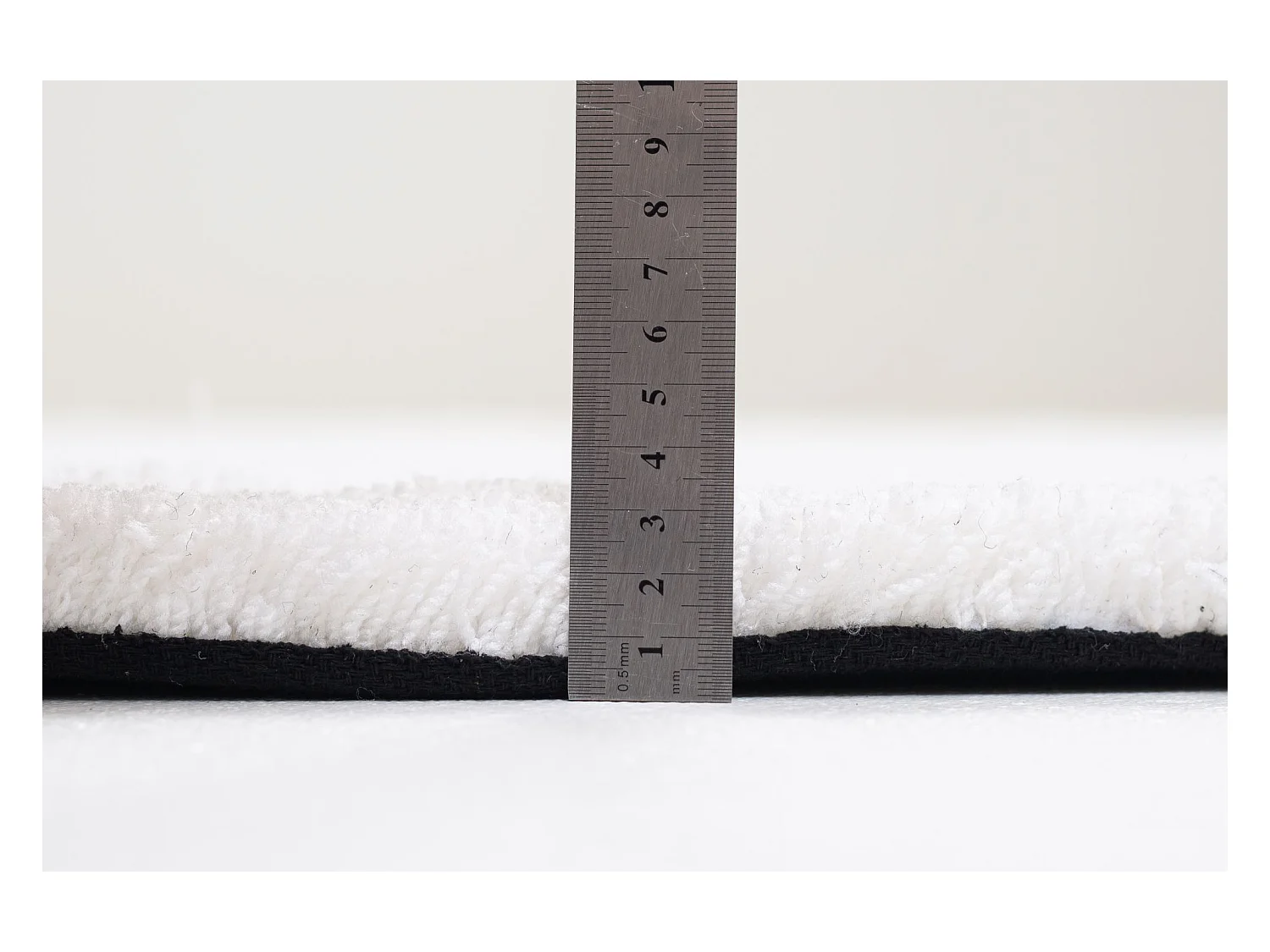 Tapis Shaggy tufté à la main 100x100 cm blanc Cozy