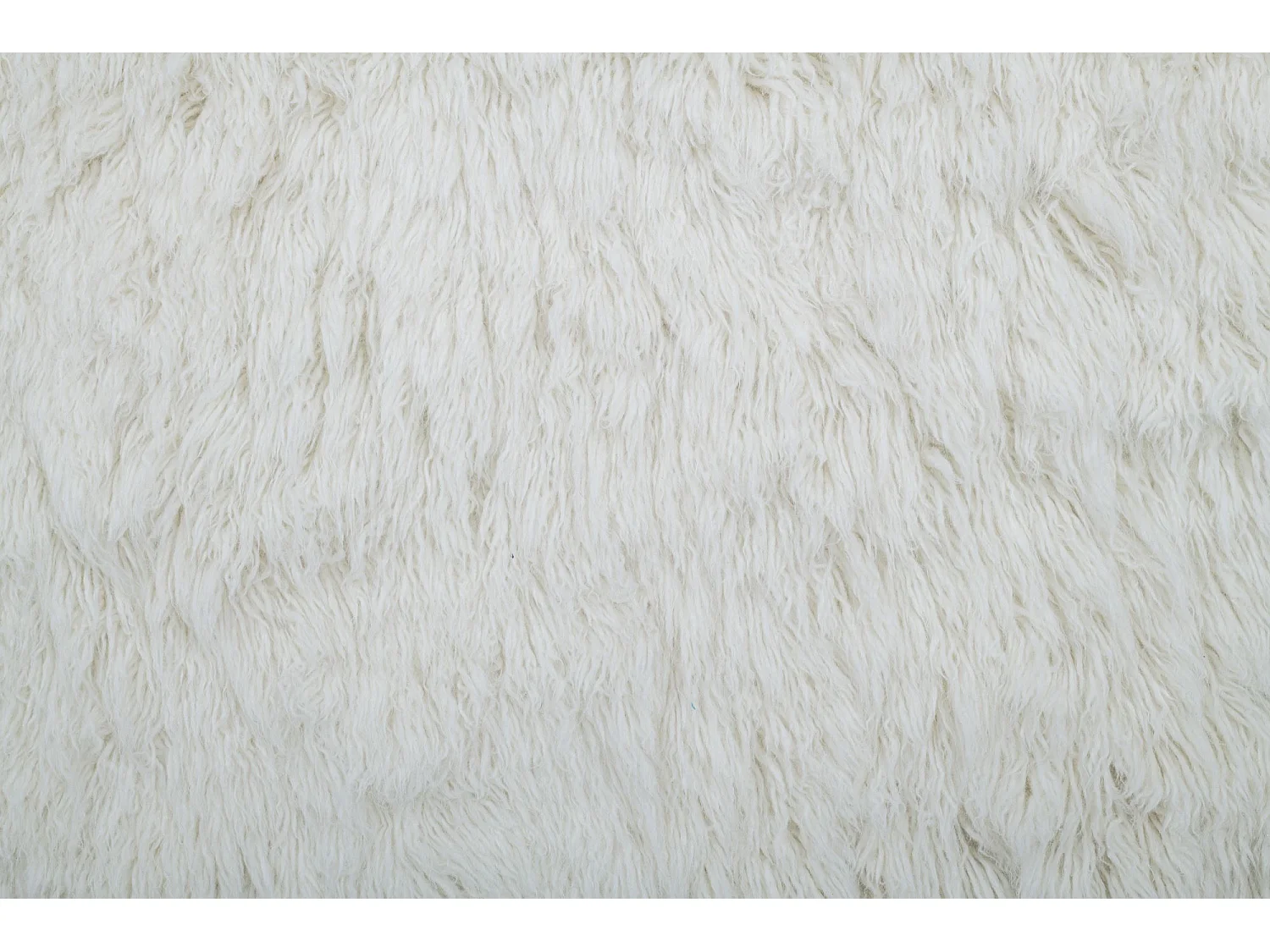 Tapis shaggy en laine naturelle tissé à la main  180x250 cm blanc Fluffy