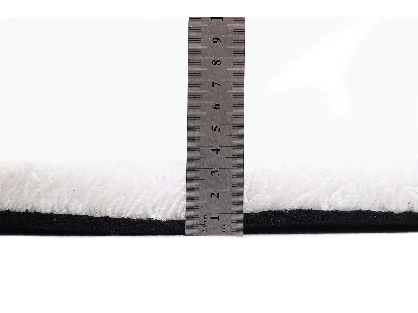 Tapis Shaggy tufté à la main 135x200 cm blanc Cozy