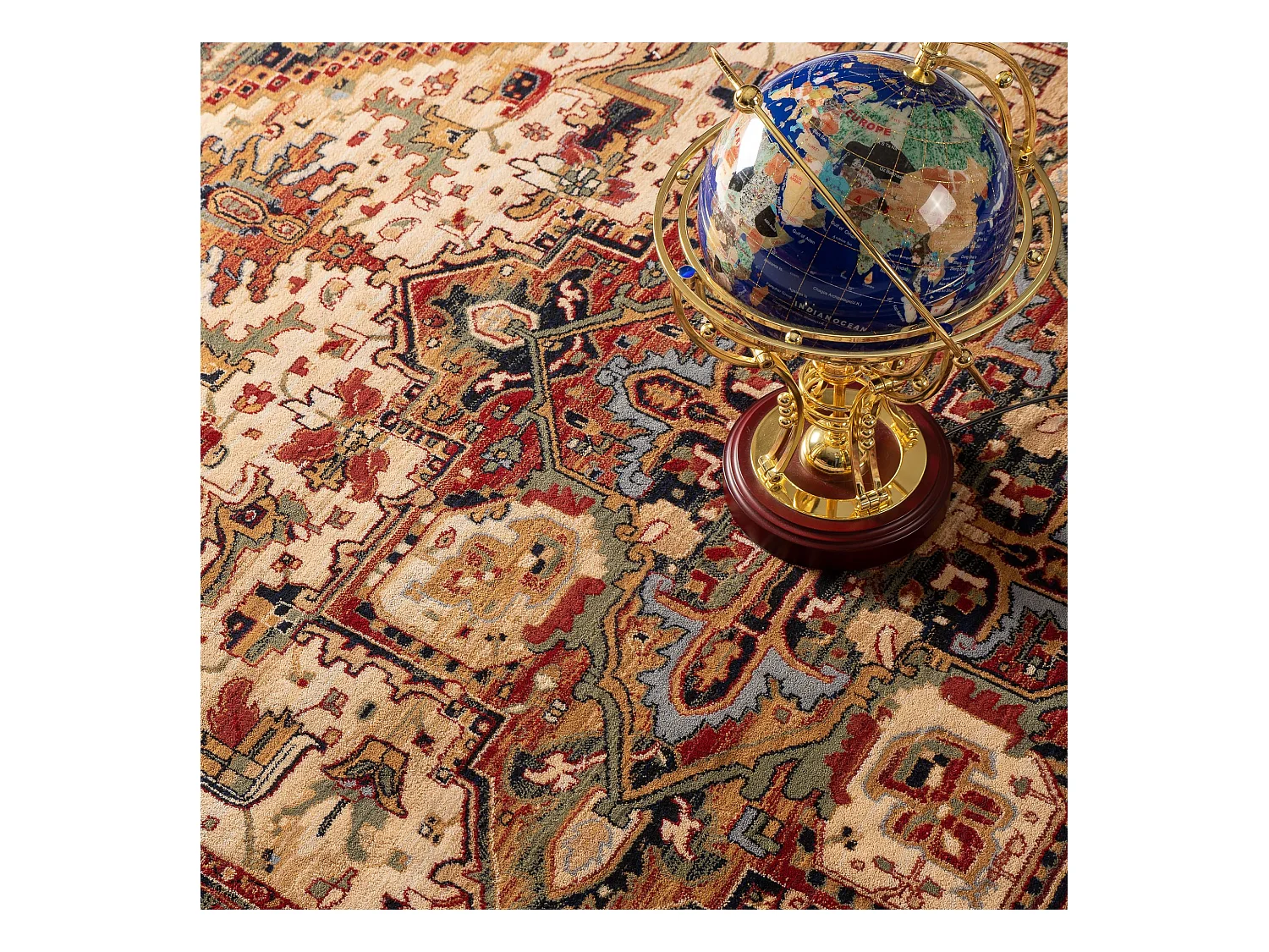 Gewebter Orienteppich aus Wolle 200x290 cm Beige Saharna