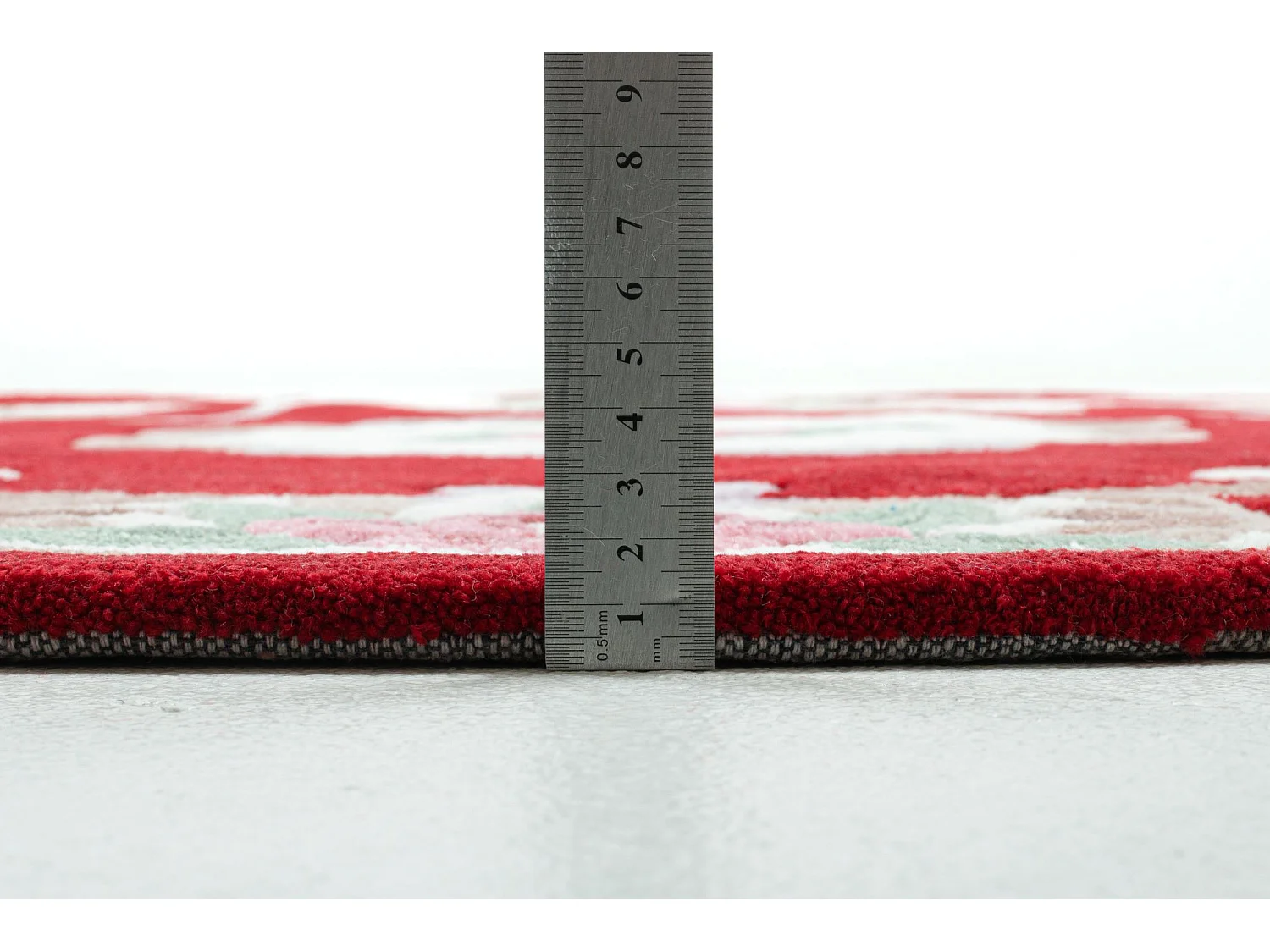 Tapis tufté à la main avec bordure, style Aubusson  190x190 cm rouge Ming