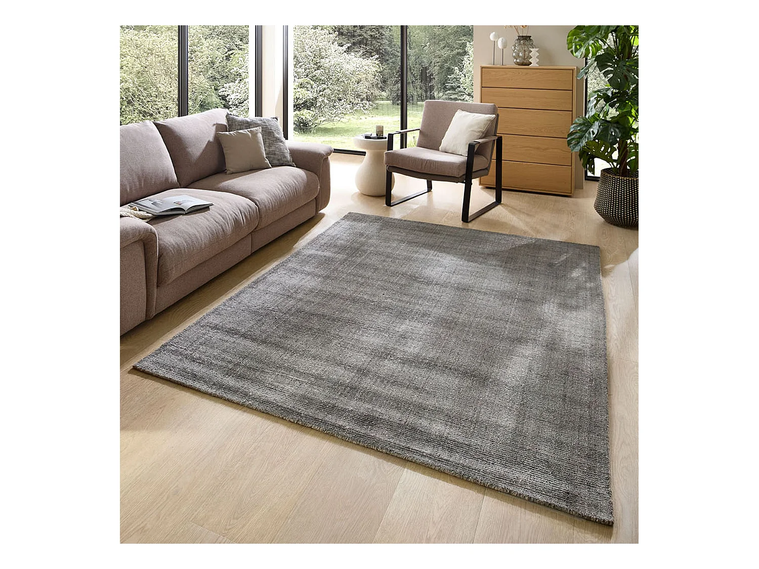 Gestreifter UNI Teppich aus Viskose und Wolle 190x290 cm Anthrazit Venus