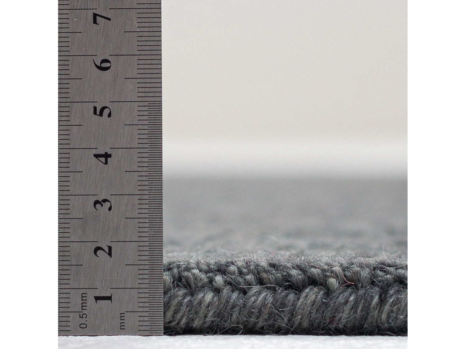 Tapis UNI tissé à la main  250x350 cm gris foncé Holi