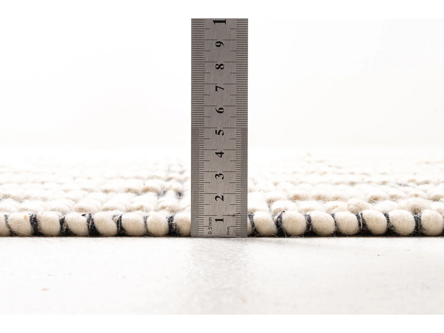 Tapete tecido à mão com design étnico  140x200 cm natural Colored Macrame