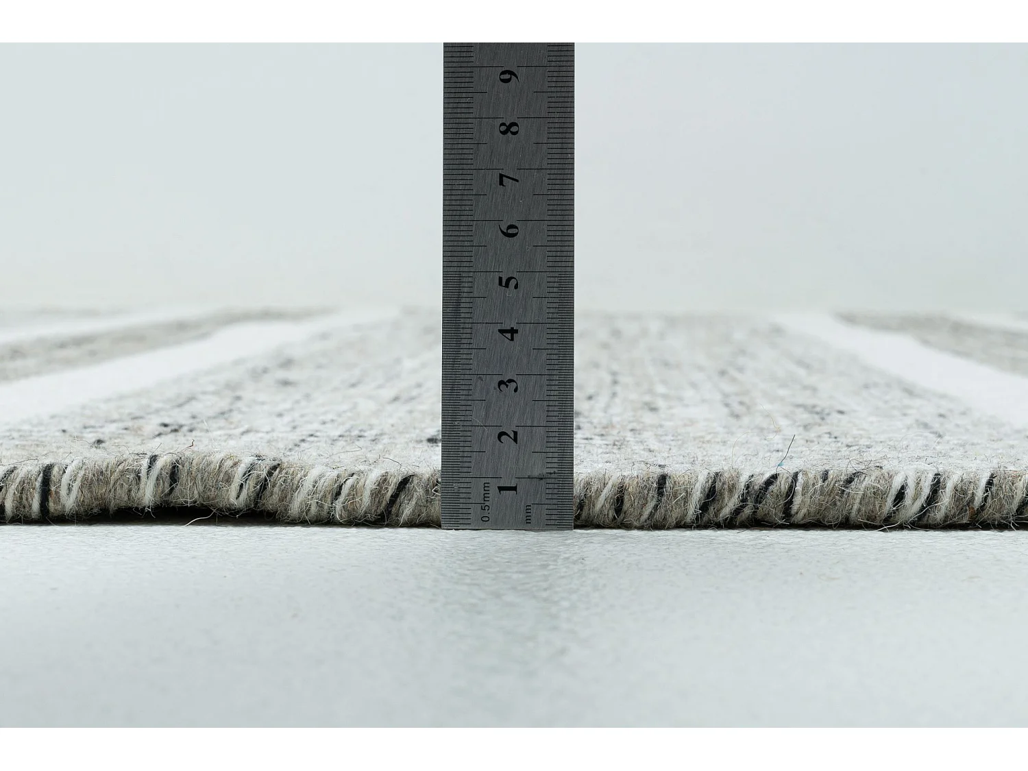 Wollteppich im skandinavischen Stil 110x170 cm Natur Grau Trondheim