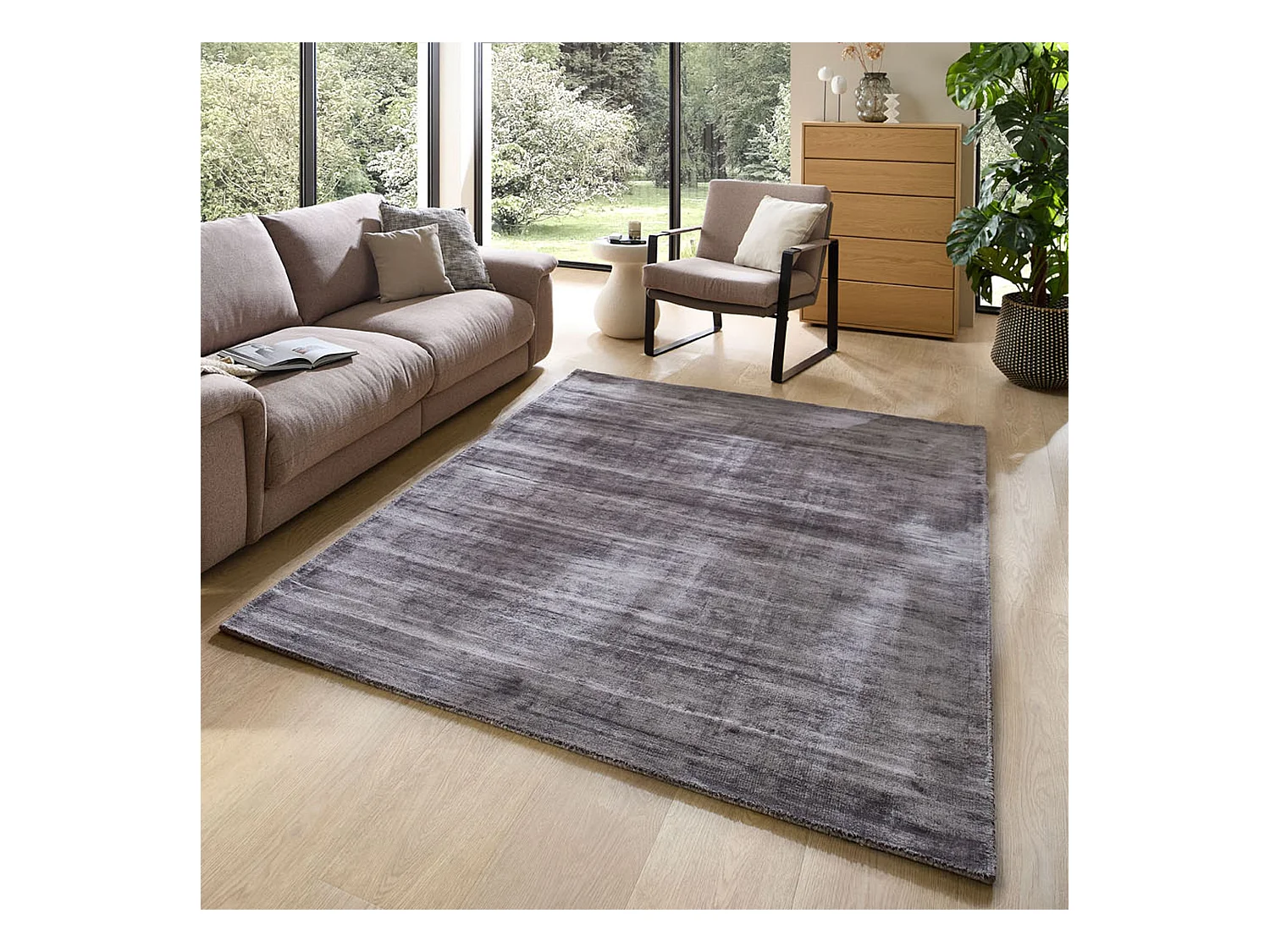 Handgewebter Teppich aus Viskose 70x140 cm Anthrazit Star