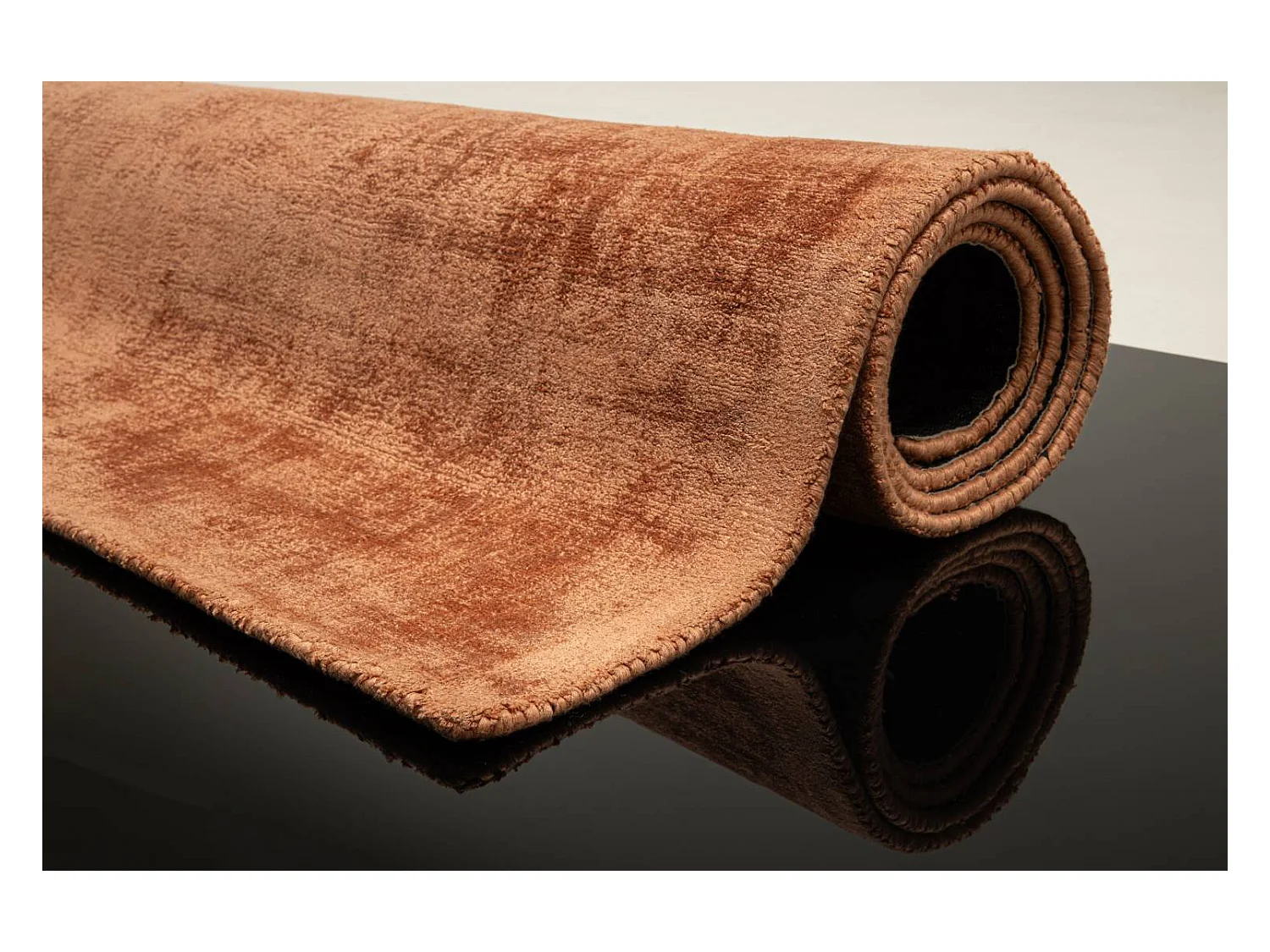 Tapis en viscose tissé à la main 85x155 cm cuivre Shine