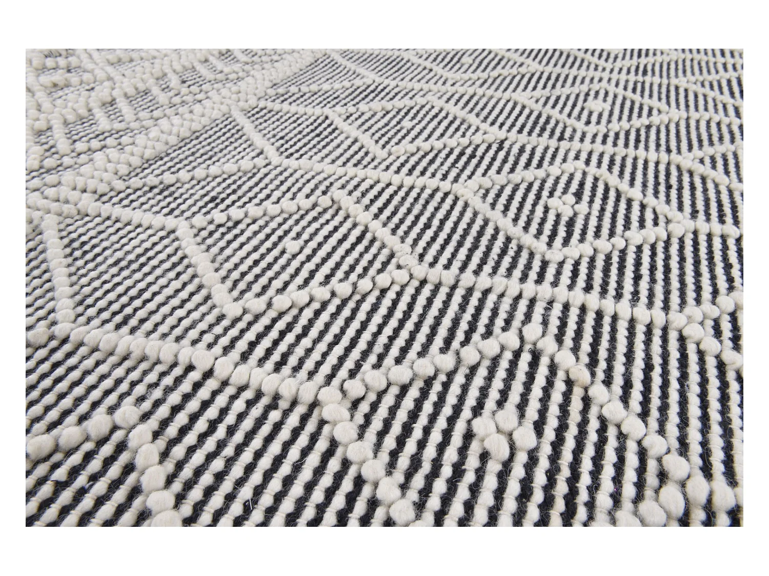 Handgewebter Teppich im Ethno Design 140x140 cm Grau Colored Macrame