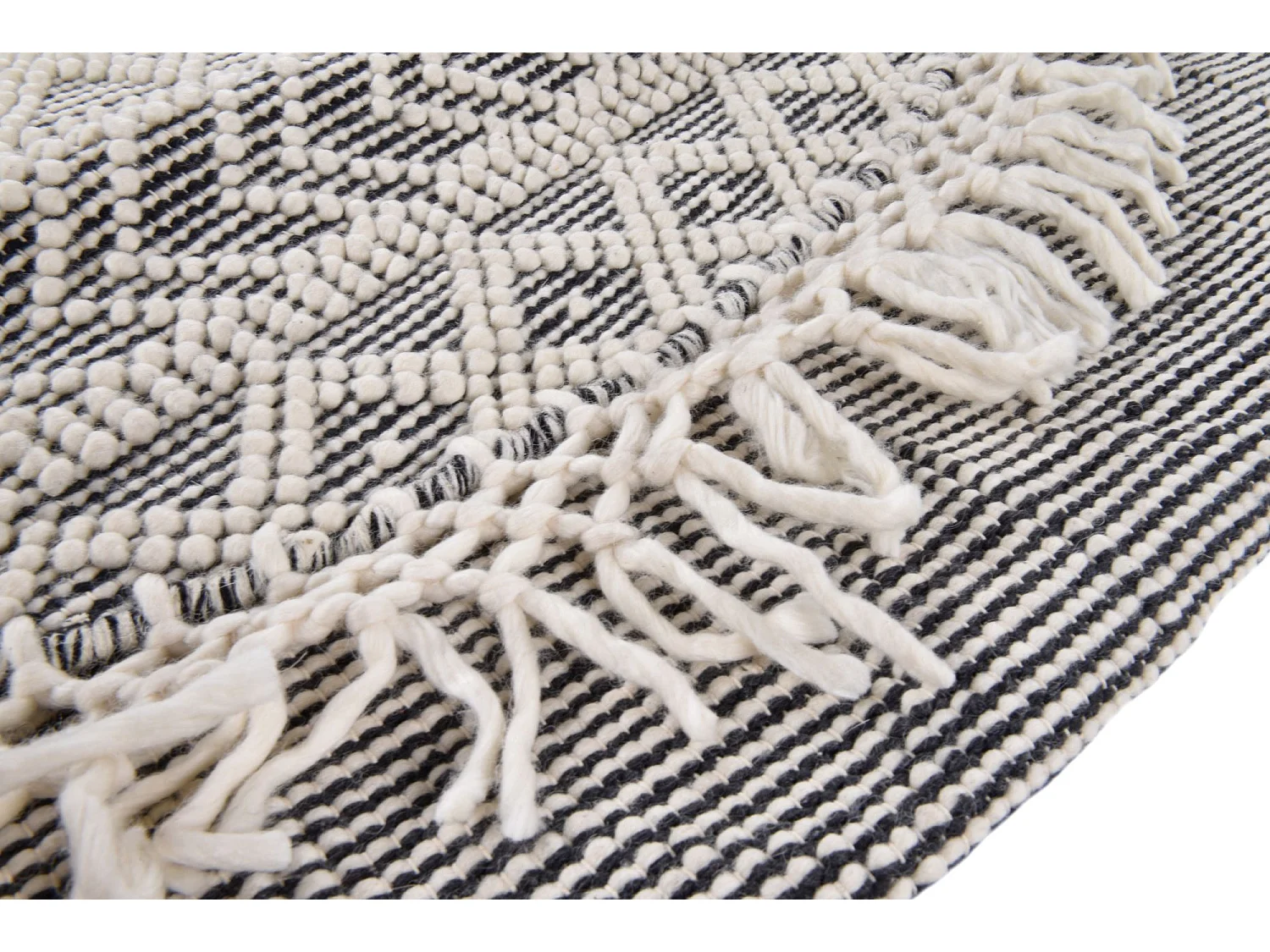 Tapis tissé à la main au design ethnique  140x140 cm gris Colored Macrame