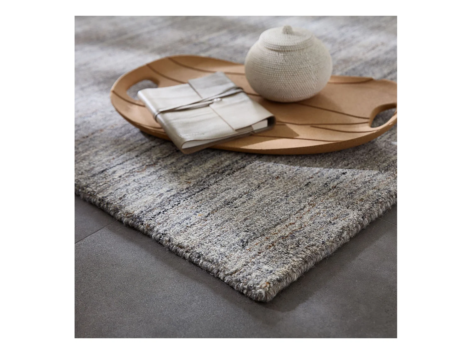 Tapis tissé à la main en laine et viscose 140x200 cm gris Sandiego