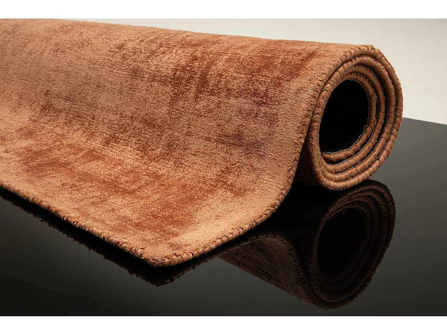 Tapis en viscose tissé à la main 140x200 cm cuivre Shine