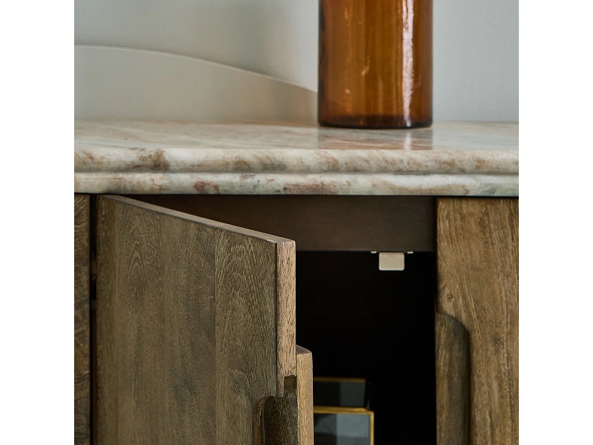 TV-Möbel aus Massivholz und Marmor BUREN