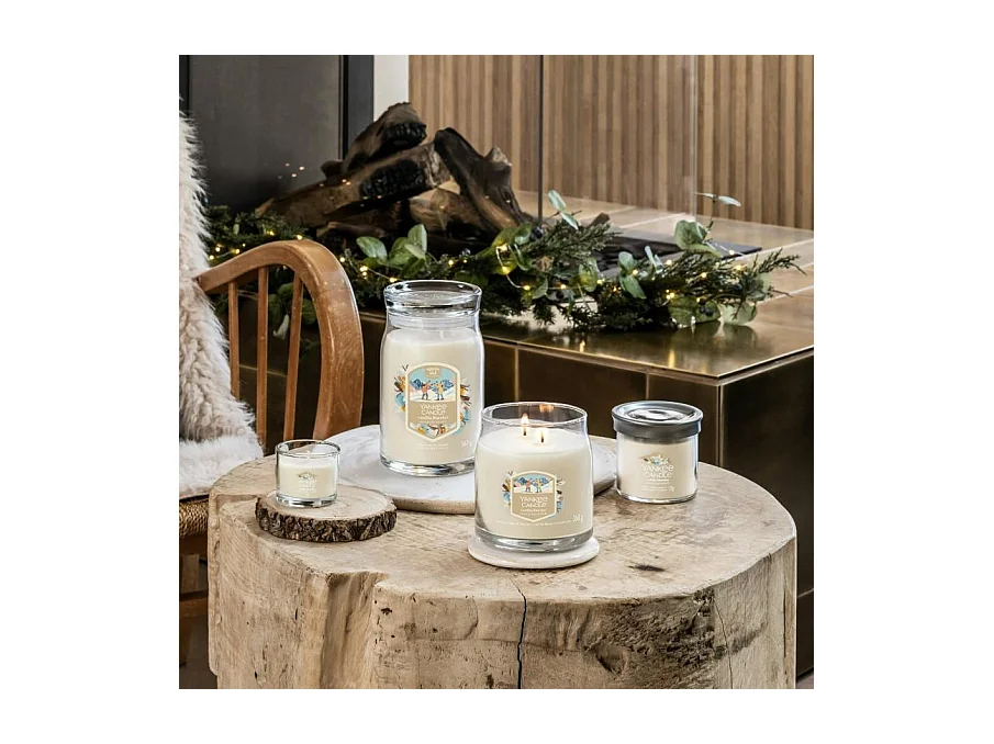 Moyenne bougie Averses de neige à la vanille