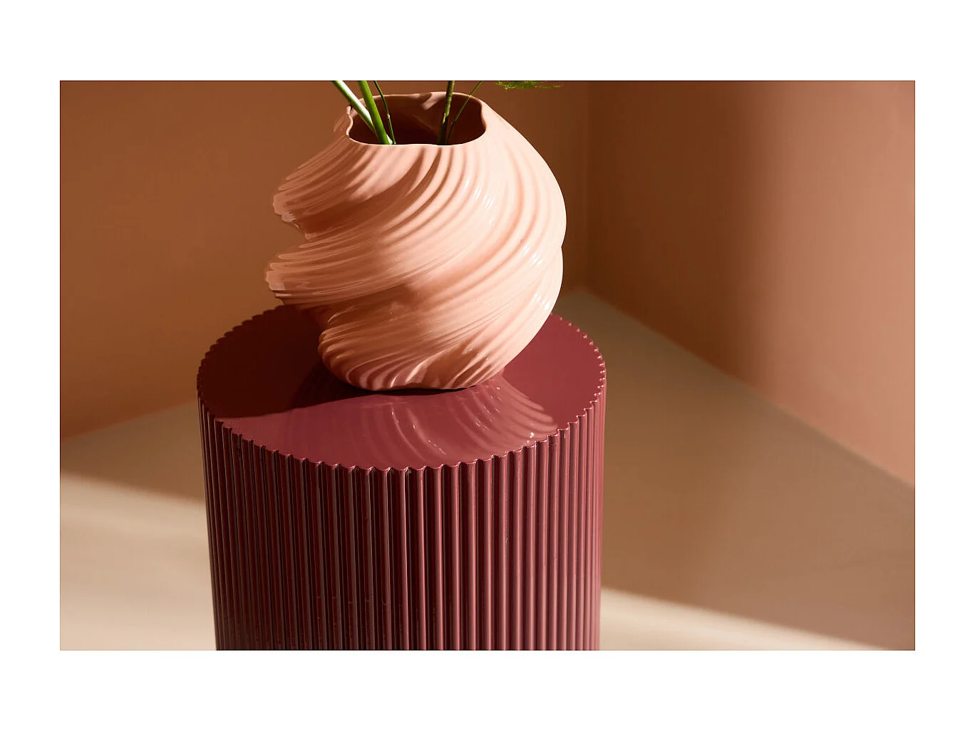 Table d'Appoint Nervurée "Lenox" 50cm Bordeaux