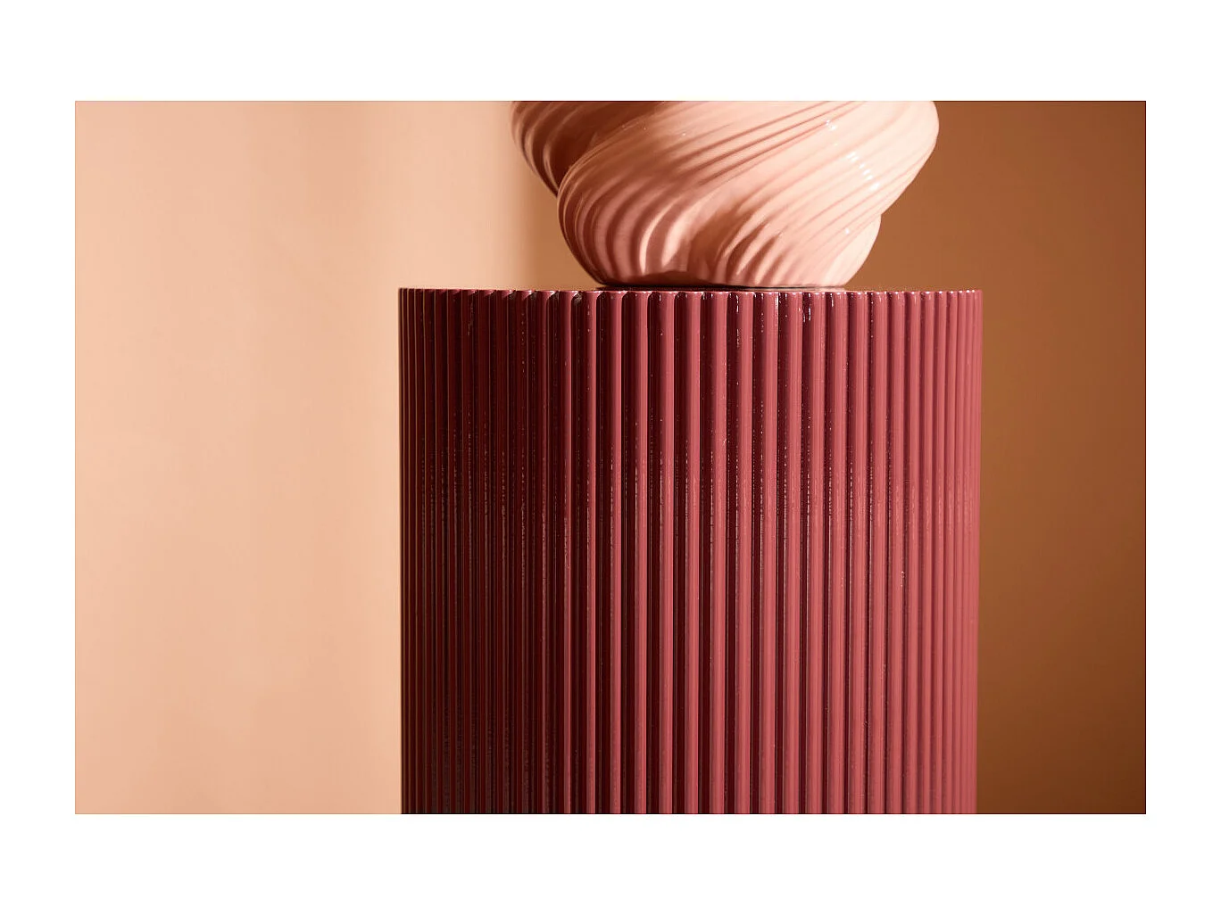 Table d'Appoint Nervurée "Lenox" 50cm Bordeaux