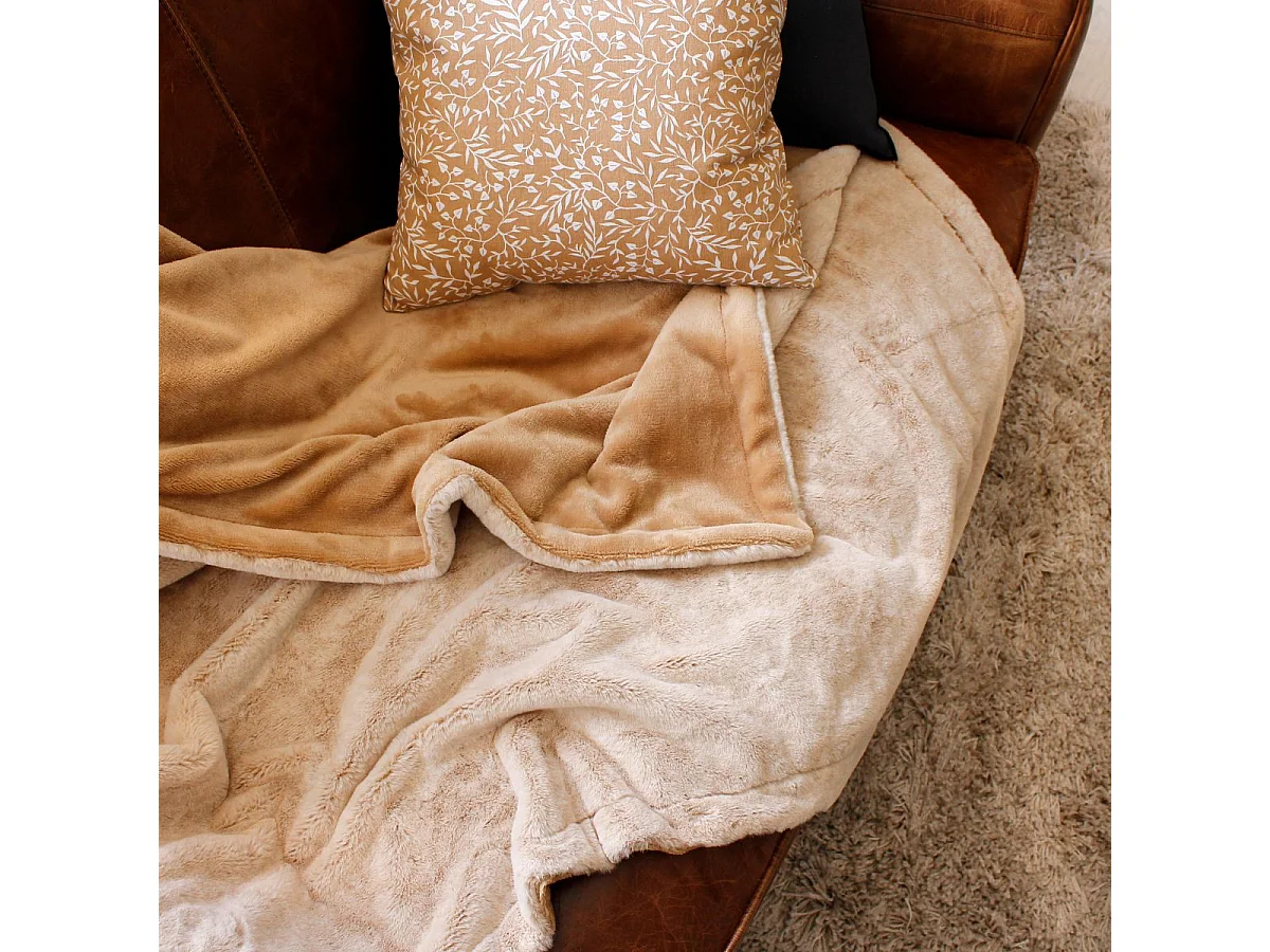 Plaid Imitation Fourrure "Rabbit" 125x150cm Beige