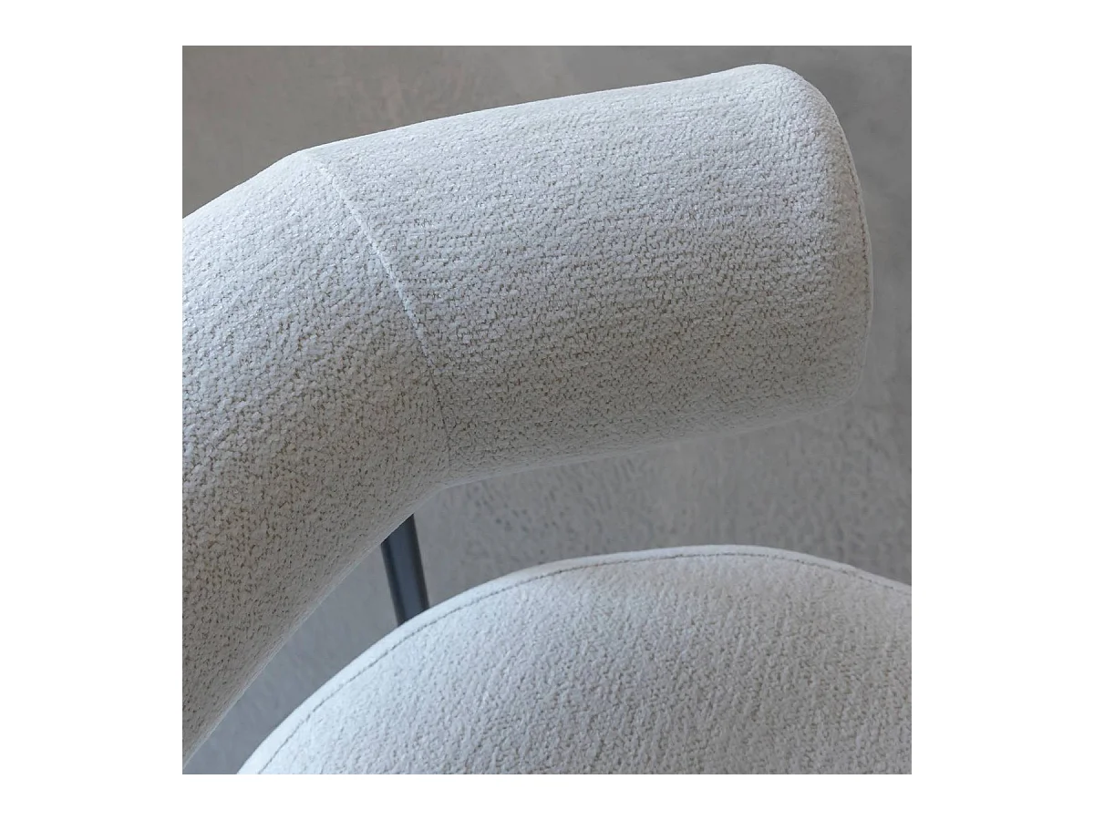 Fauteuil rond en tissu bouclette blanc Maya