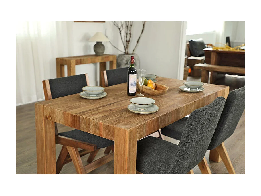 Table de repas 160 cm en bois massif de pin recyclé – CHALET
