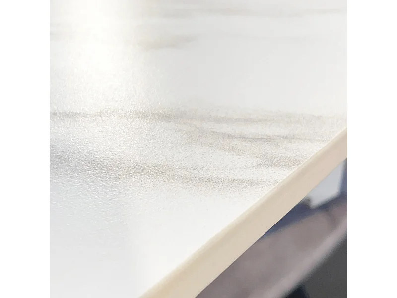 Table ovale 140 à 200 cm céramique calacatta blanc pieds bois - DELFI
