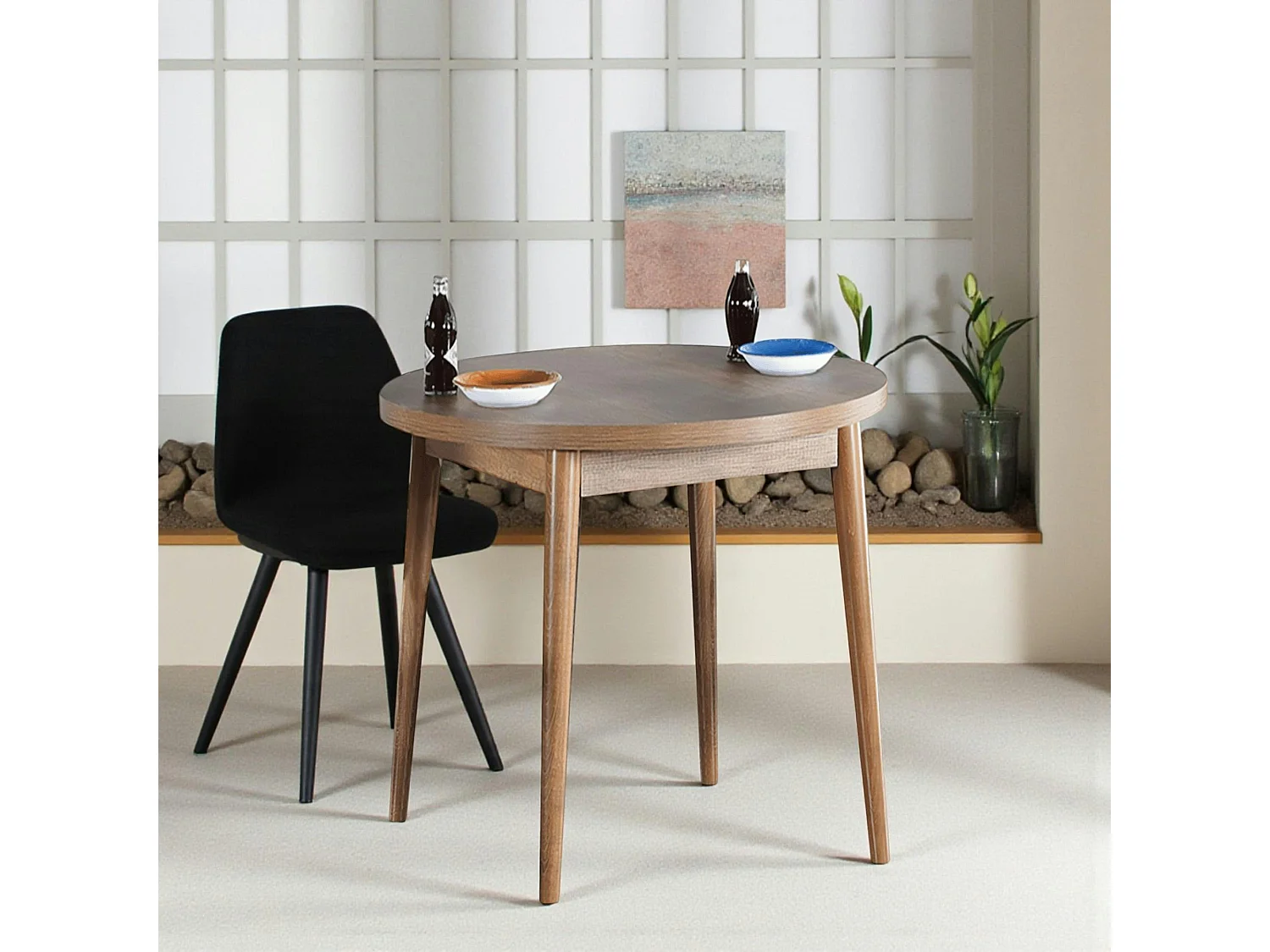 Table à manger ronde effet bois de noyer clair Ø90 cm MARFA