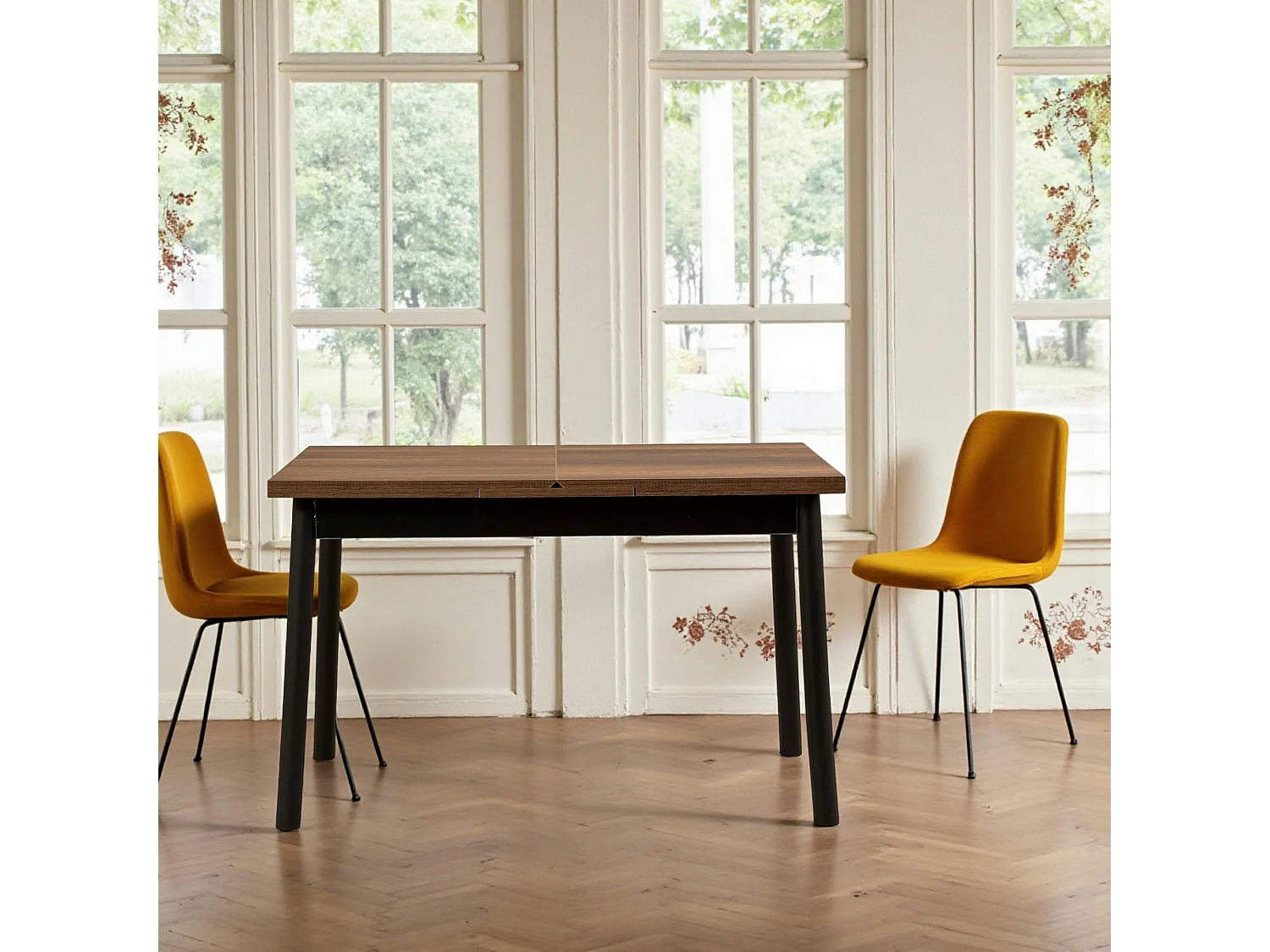 Table extensible effet noyer, pieds noirs 120-153 cm ARDEN