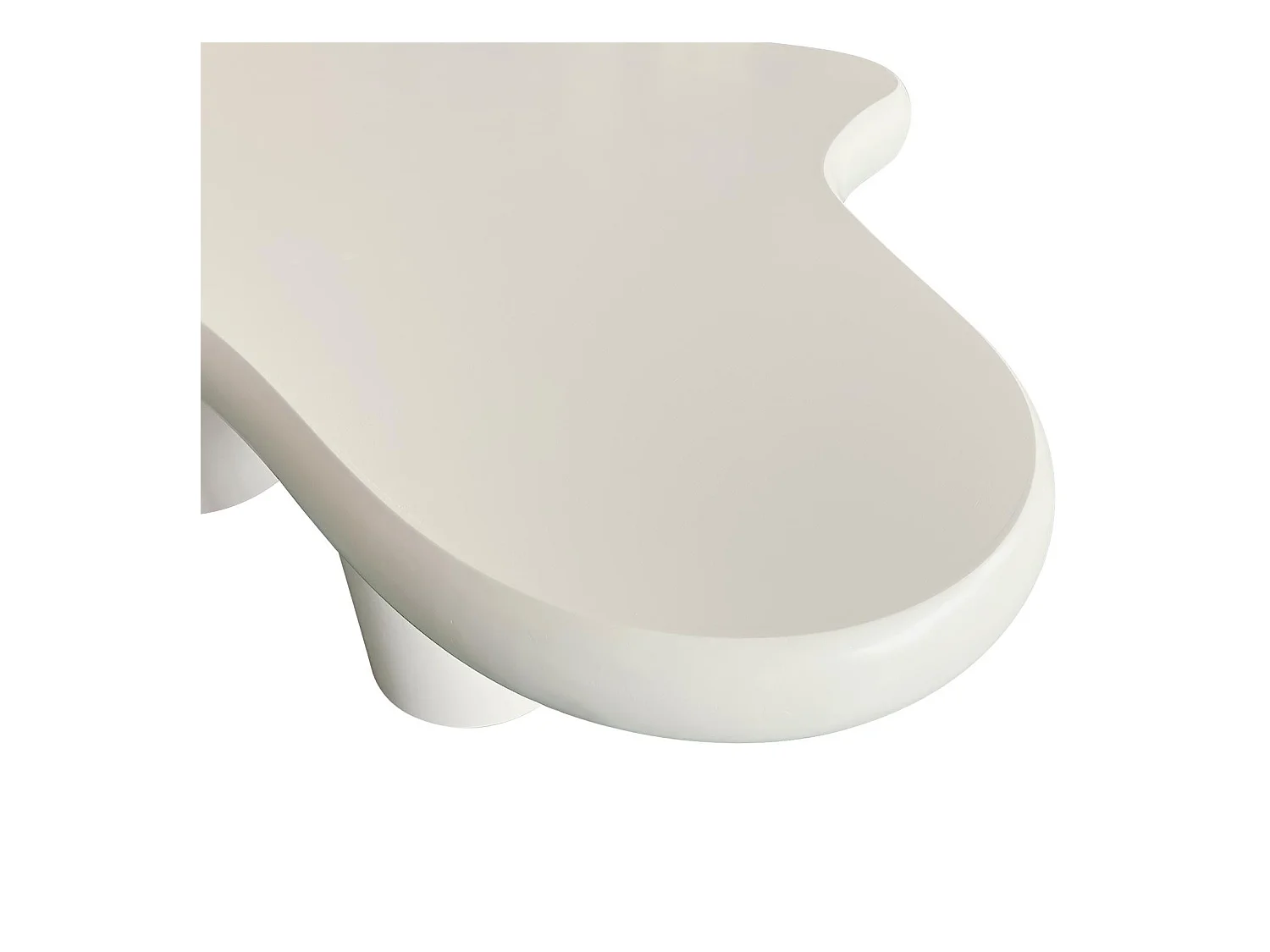 Table basse forme courbes naturelles Valdo 69x100cm Crème