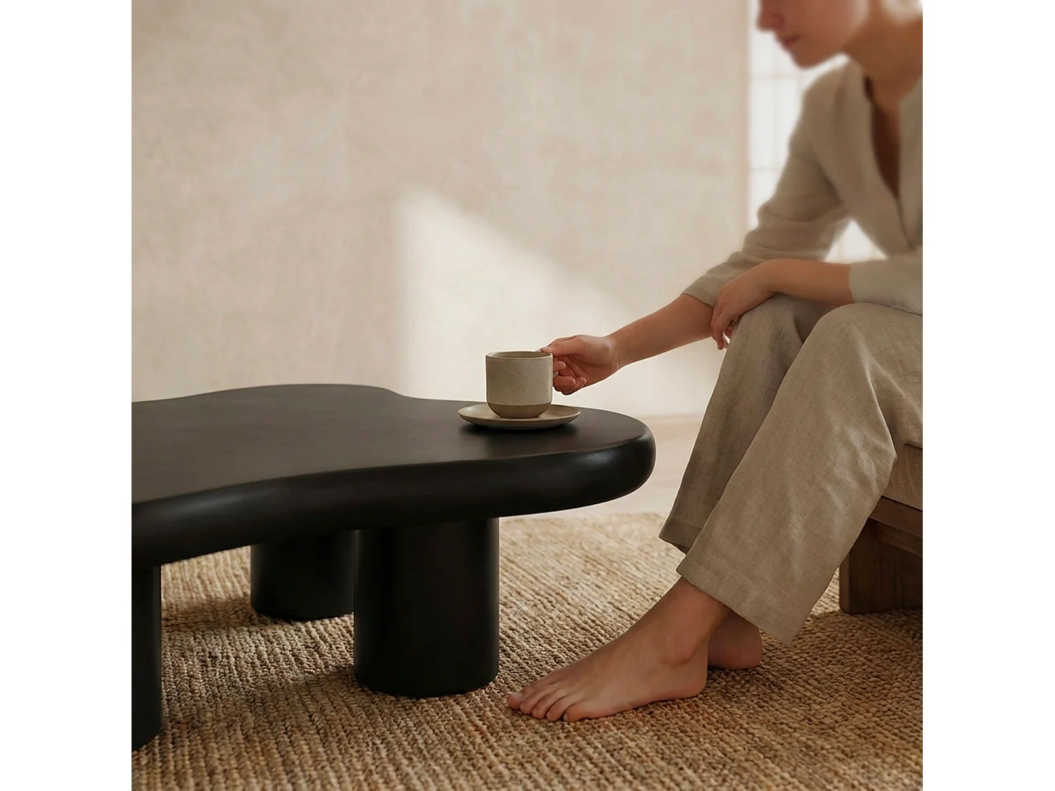 Table basse forme courbes naturelles Valdo 69x100cm Noir